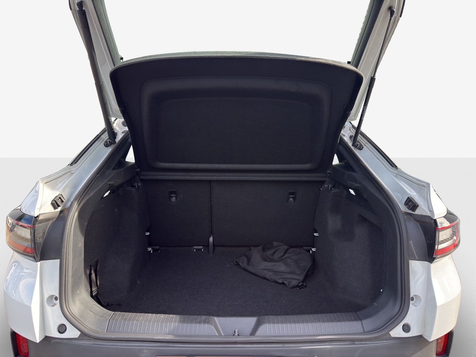 VW ID.5 Pro Performance 77 kWh-image-12