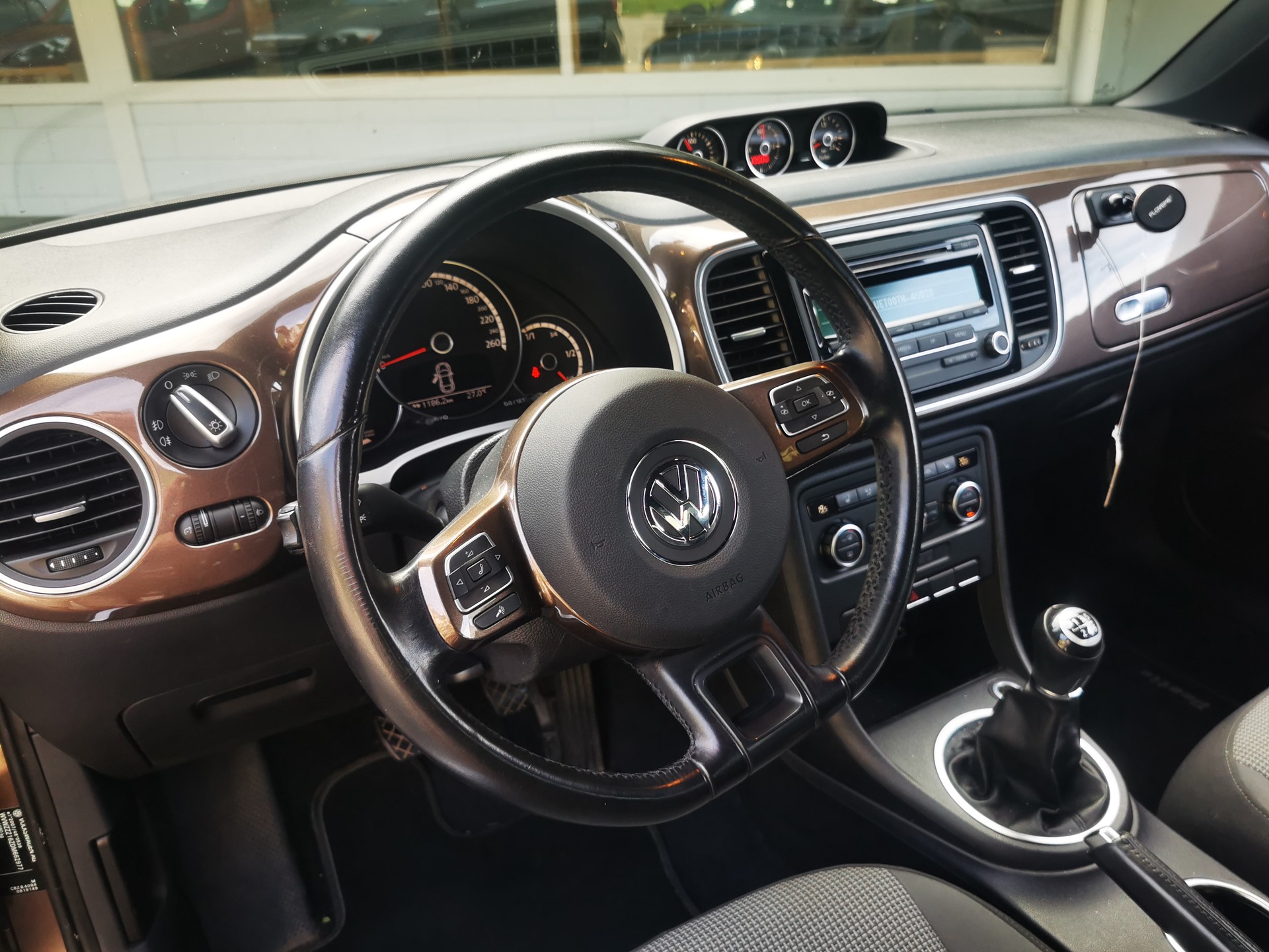 VW Beetle 1.2 TSI BMT-image-6