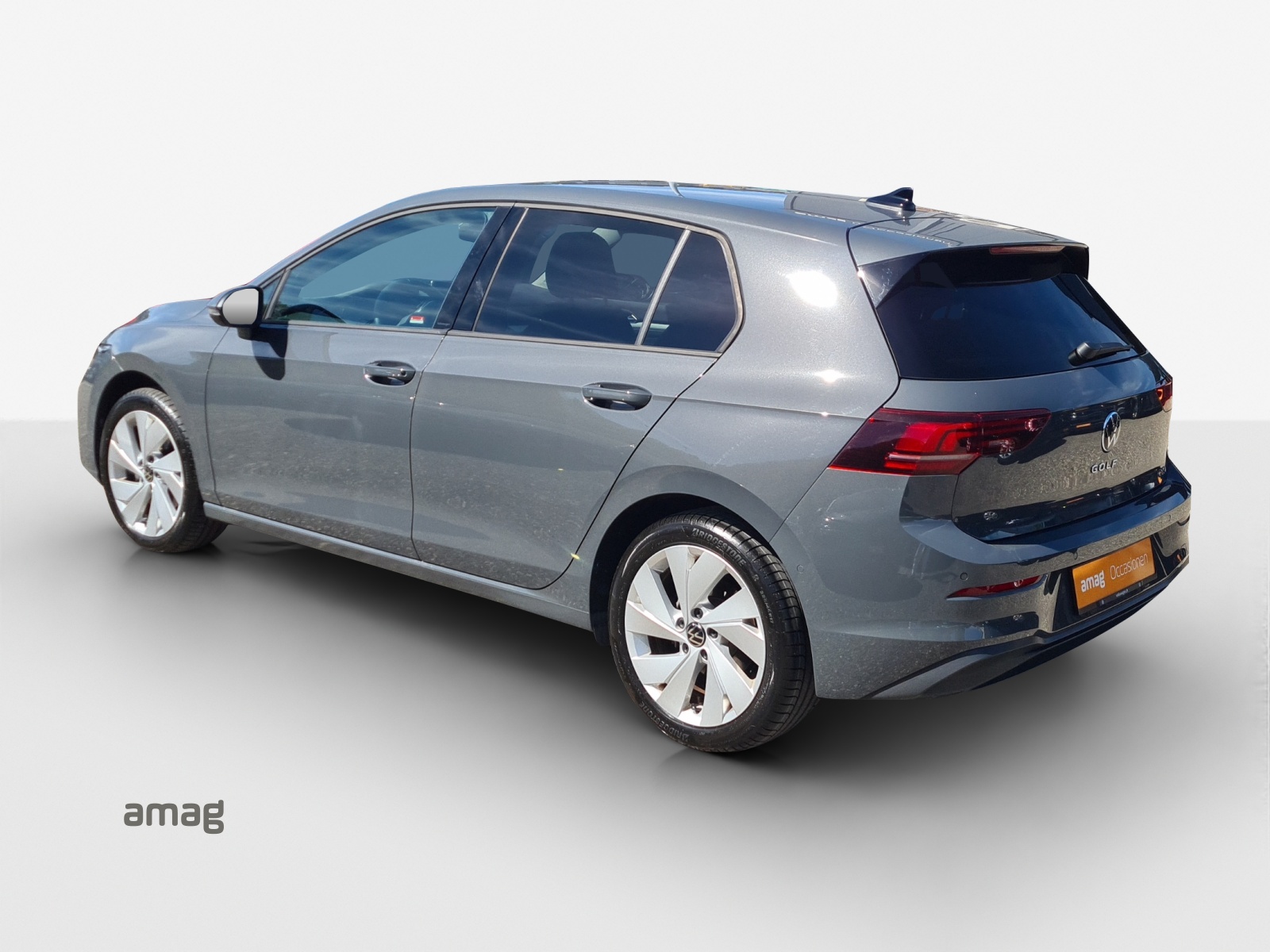 VW Golf 1.5 e TSI mHEV Life DSG-image-2
