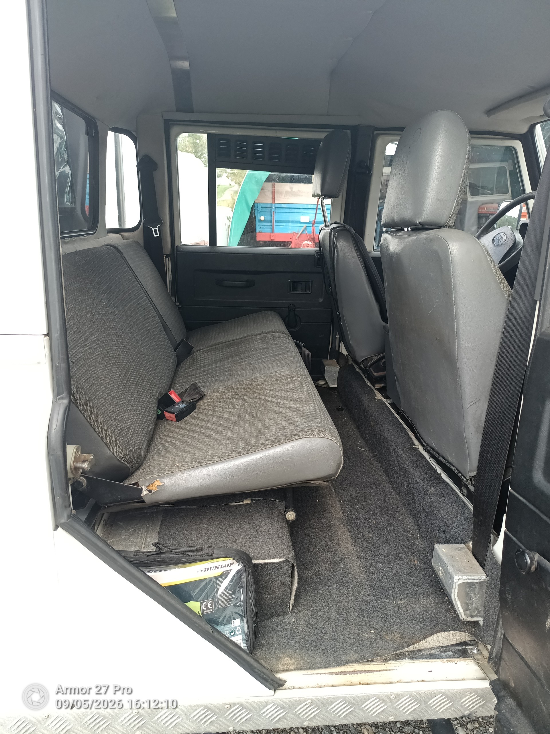 LAND ROVER 130 300tdi-image-5