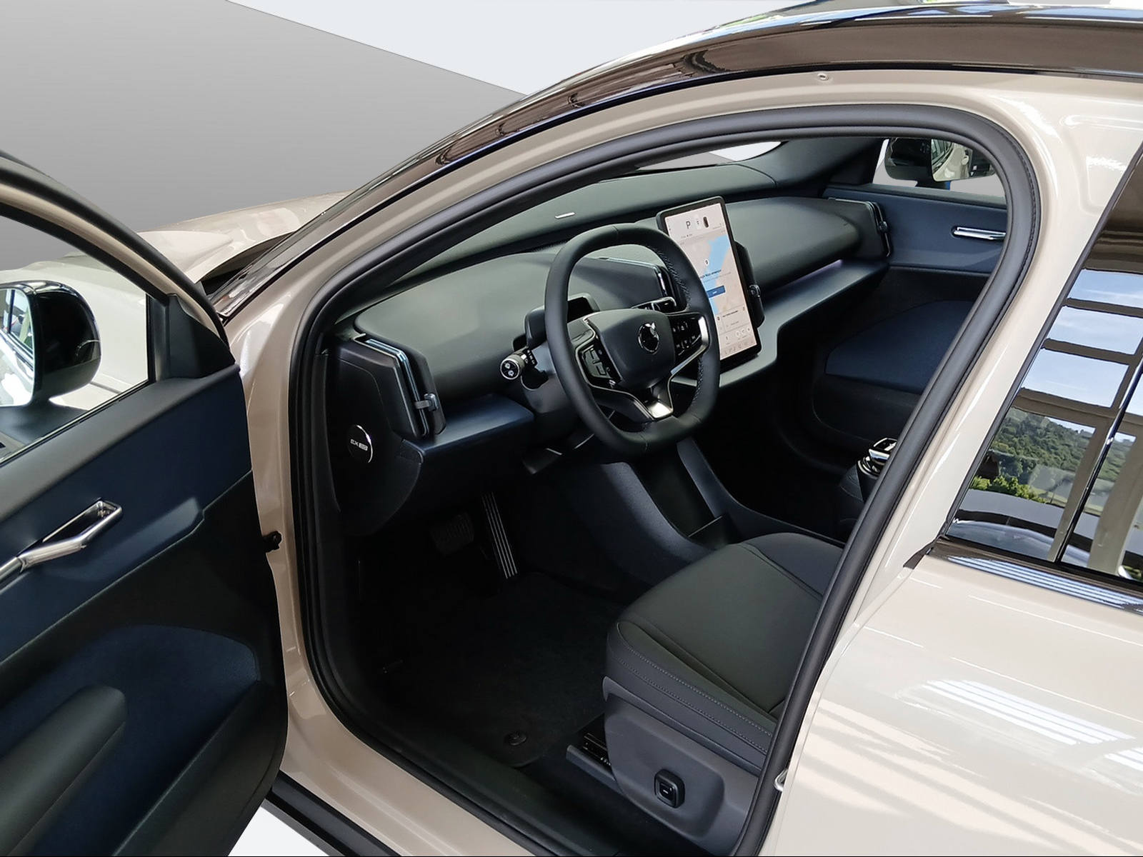 VOLVO EX30 CC E60 Twin Performance AWD-image-10