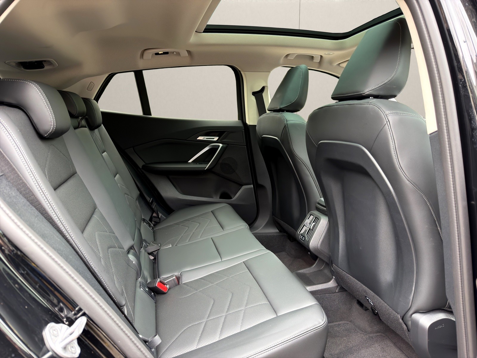 BMW X2 xDrive 20d 48V-image-12