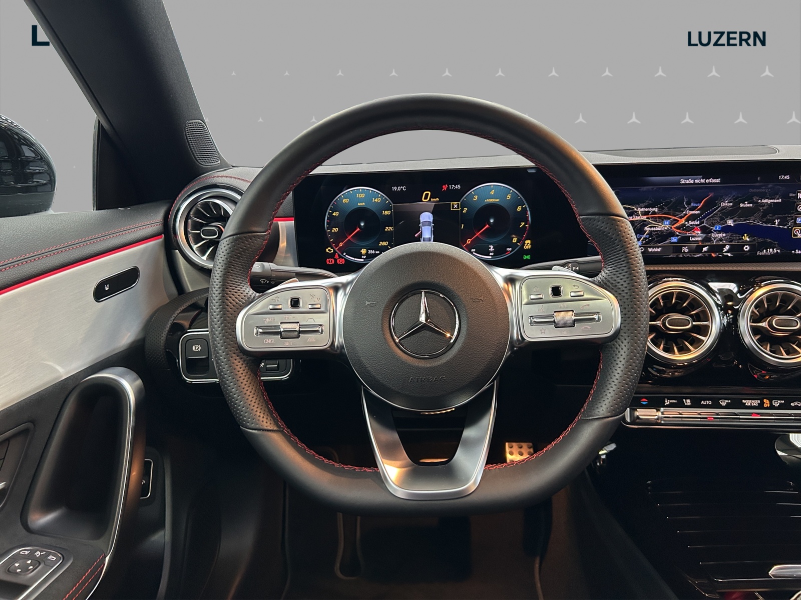 MERCEDES-BENZ CLA 250 4Matic AMG Line 7G-DCT-image-9