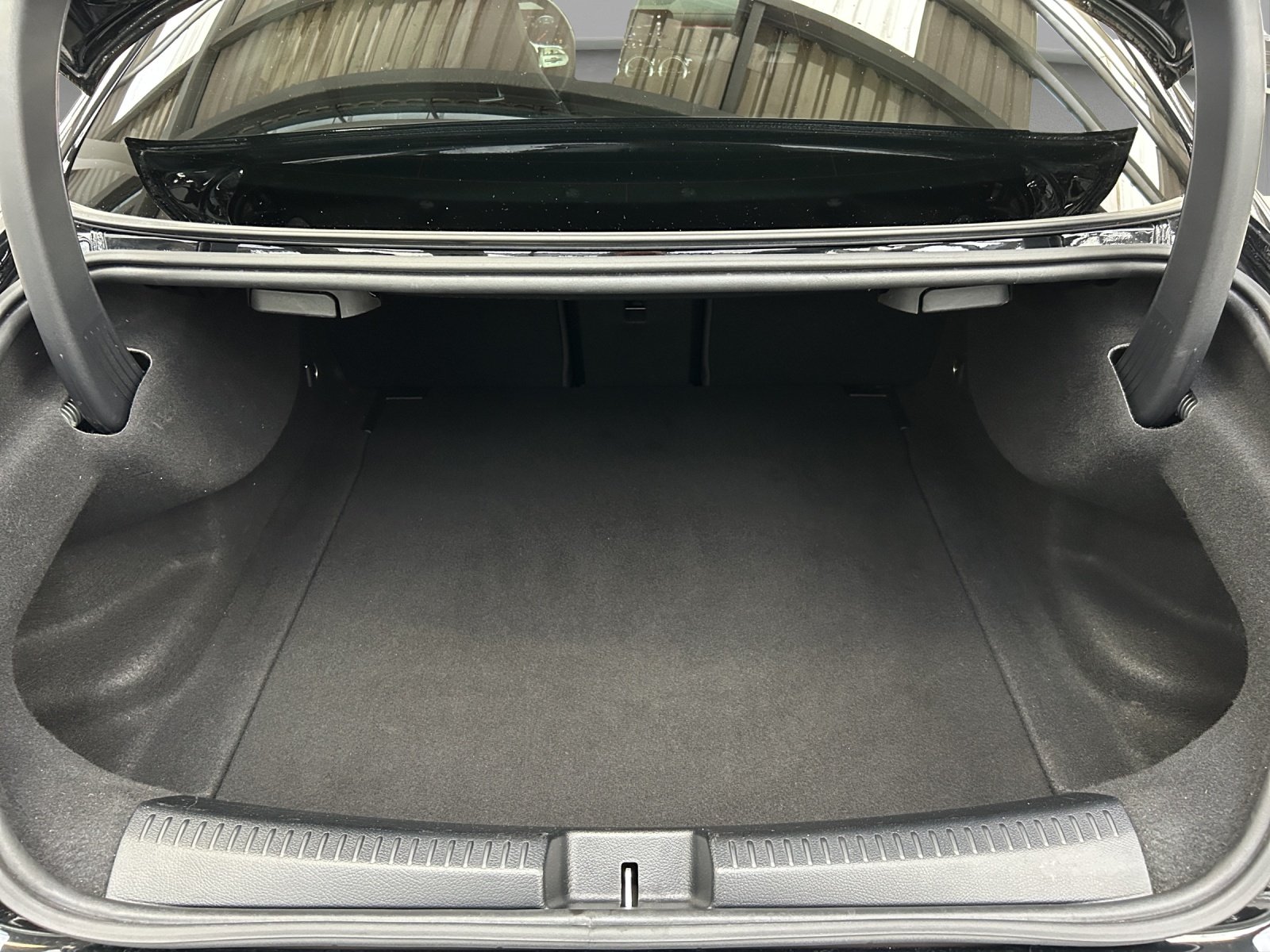 MERCEDES-BENZ CLA 250 4Matic AMG Line 7G-DCT-image-14