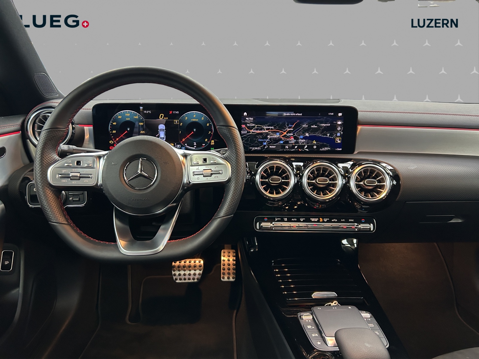 MERCEDES-BENZ CLA 250 4Matic AMG Line 7G-DCT-image-10