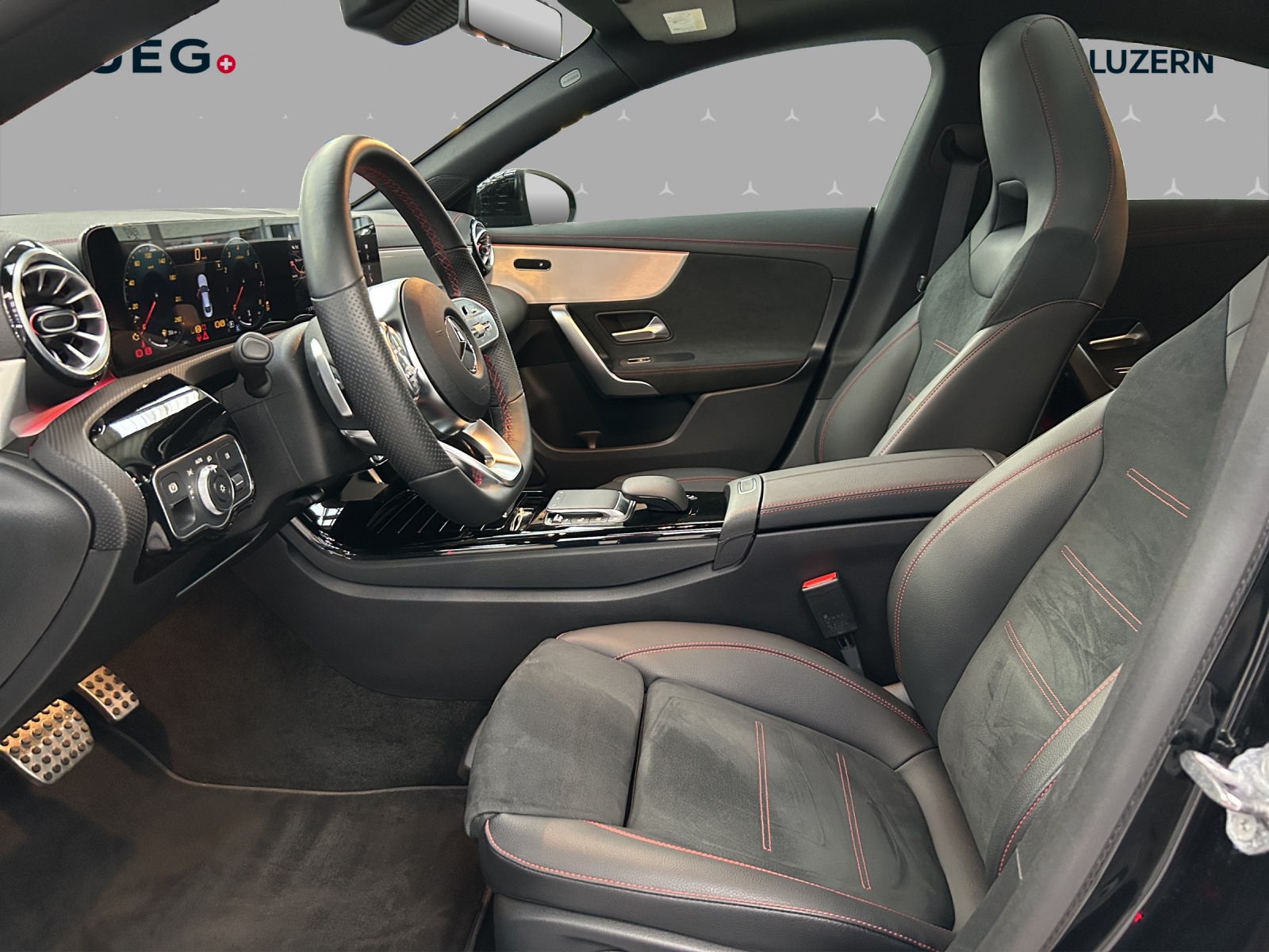 MERCEDES-BENZ CLA 250 4Matic AMG Line 7G-DCT-image-7