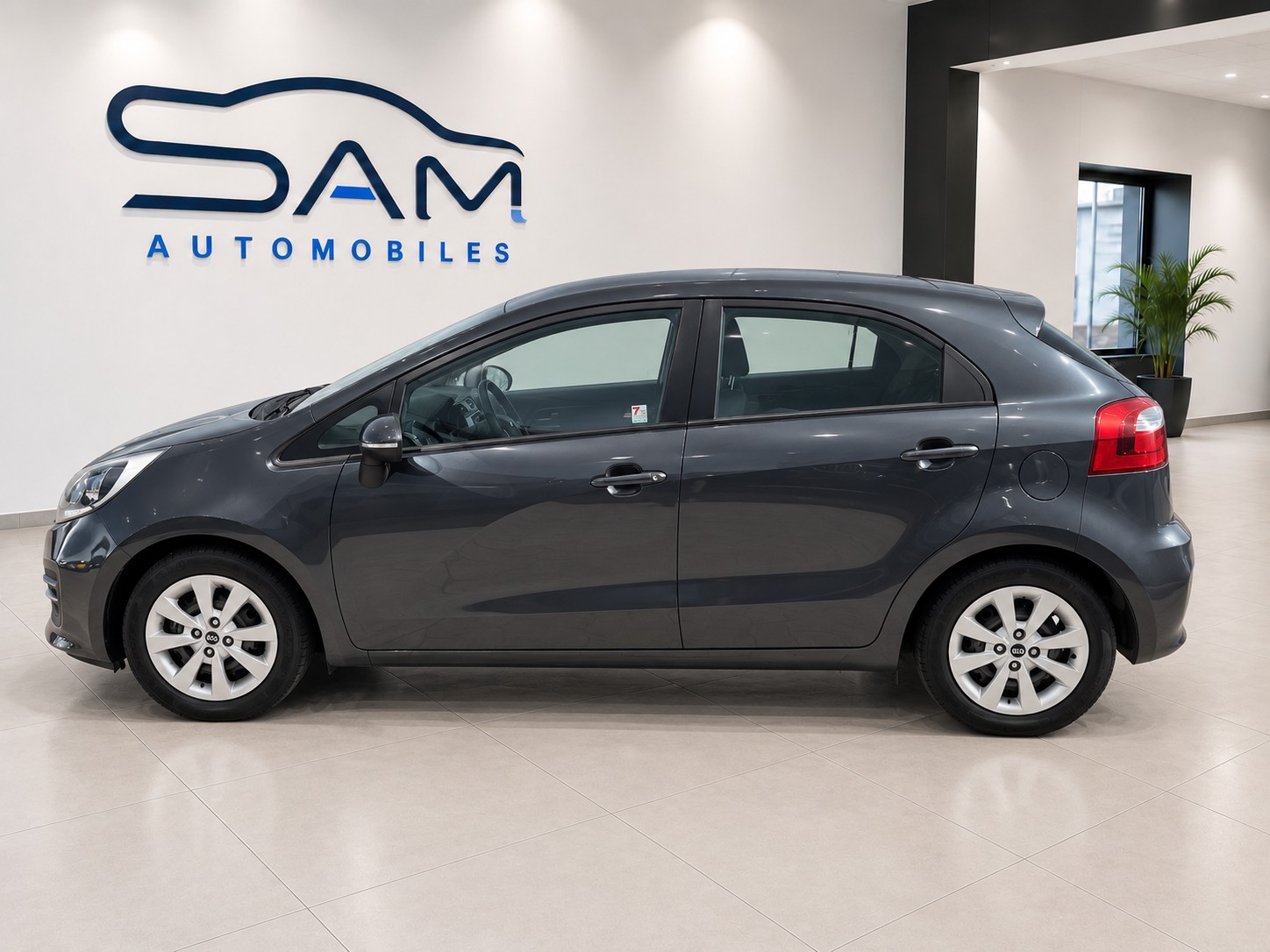KIA Rio 1.4 CVVT Trend-image-8