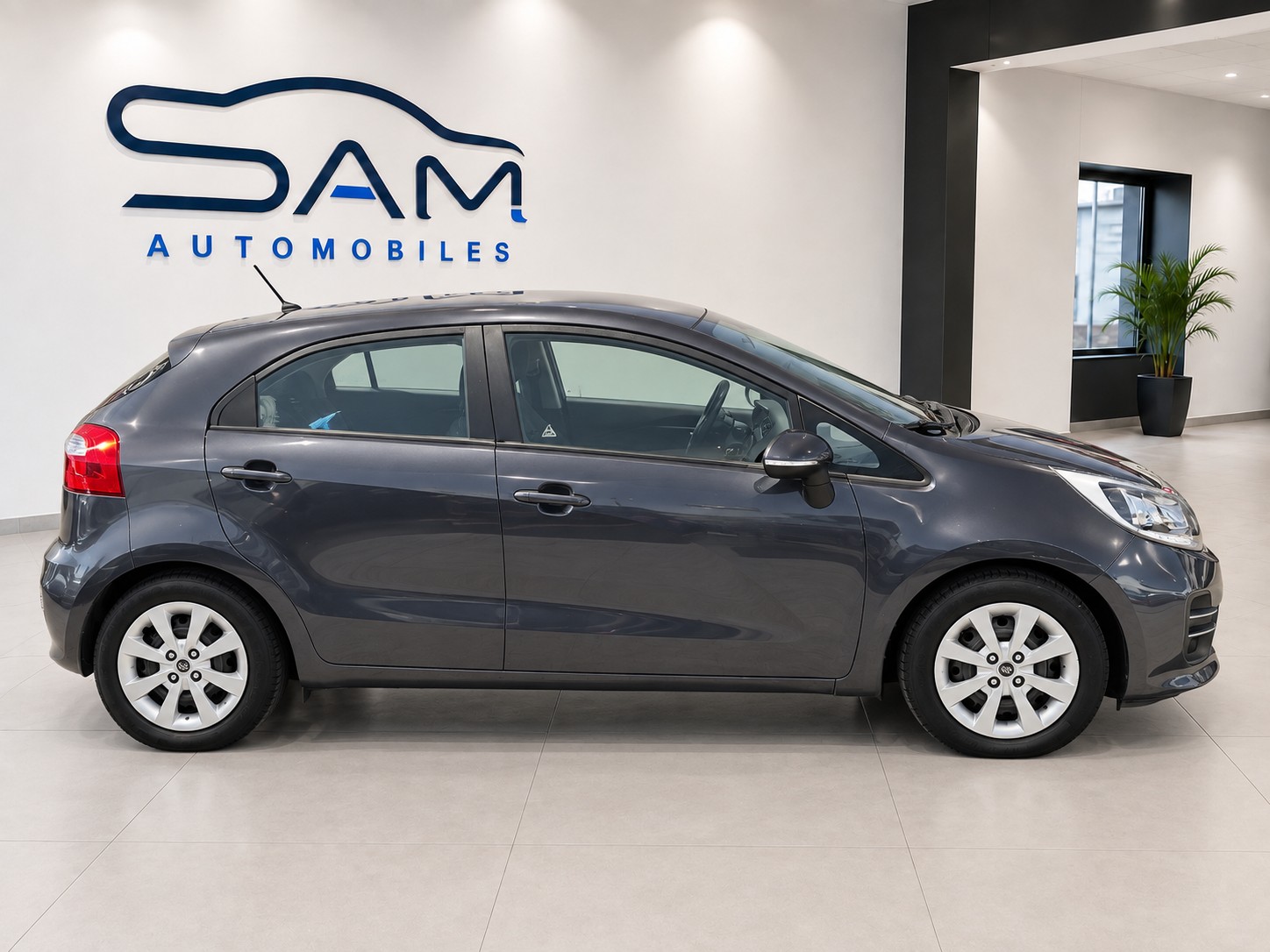 KIA Rio 1.4 CVVT Trend-image-3
