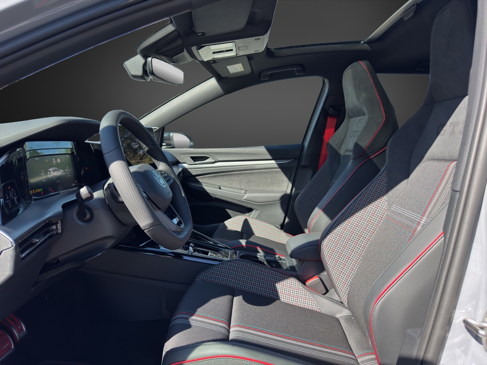 VW Golf 2.0 TSI GTI Edition 50 DSG-image-8