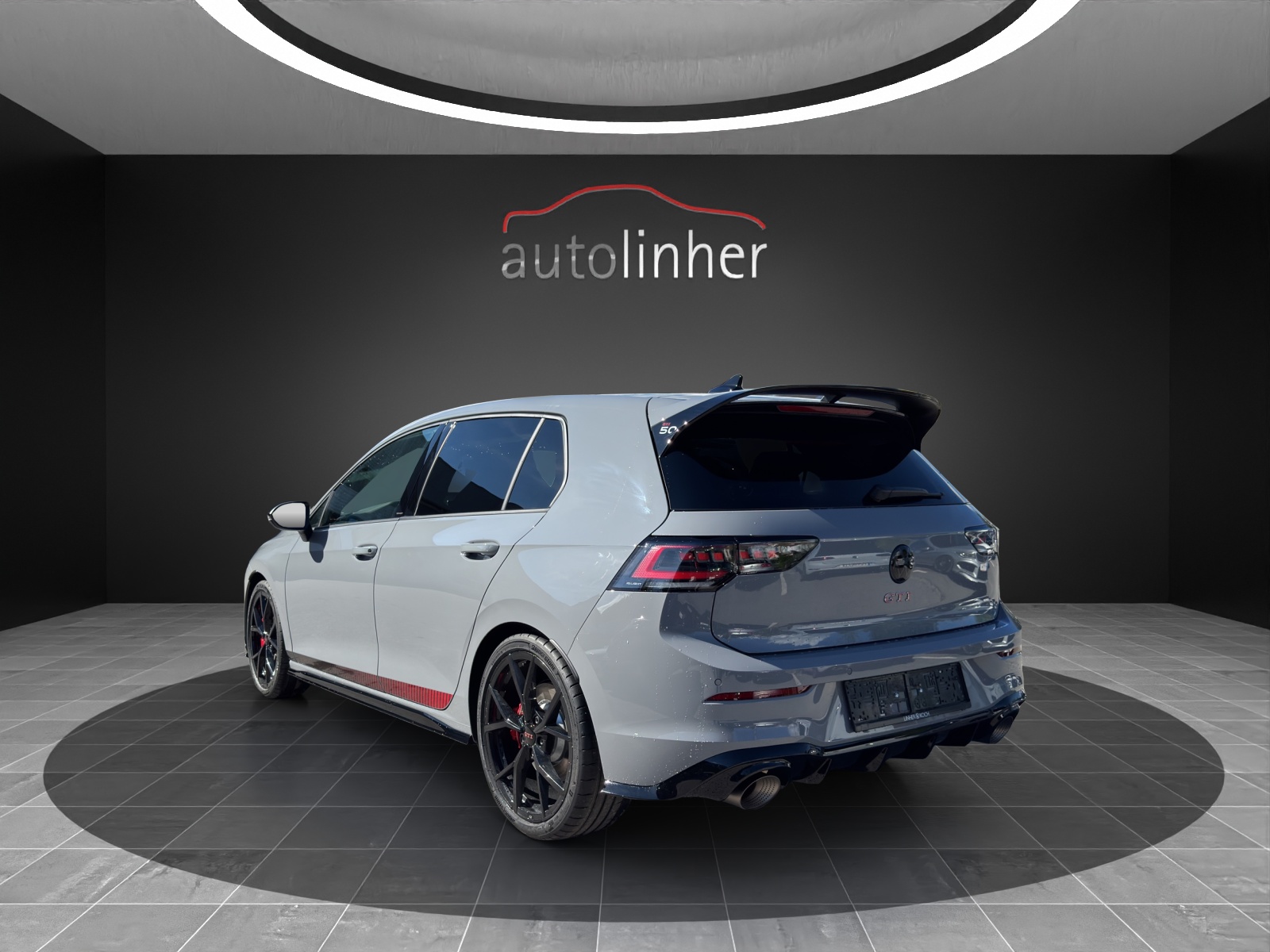 VW Golf 2.0 TSI GTI Edition 50 DSG-image-2