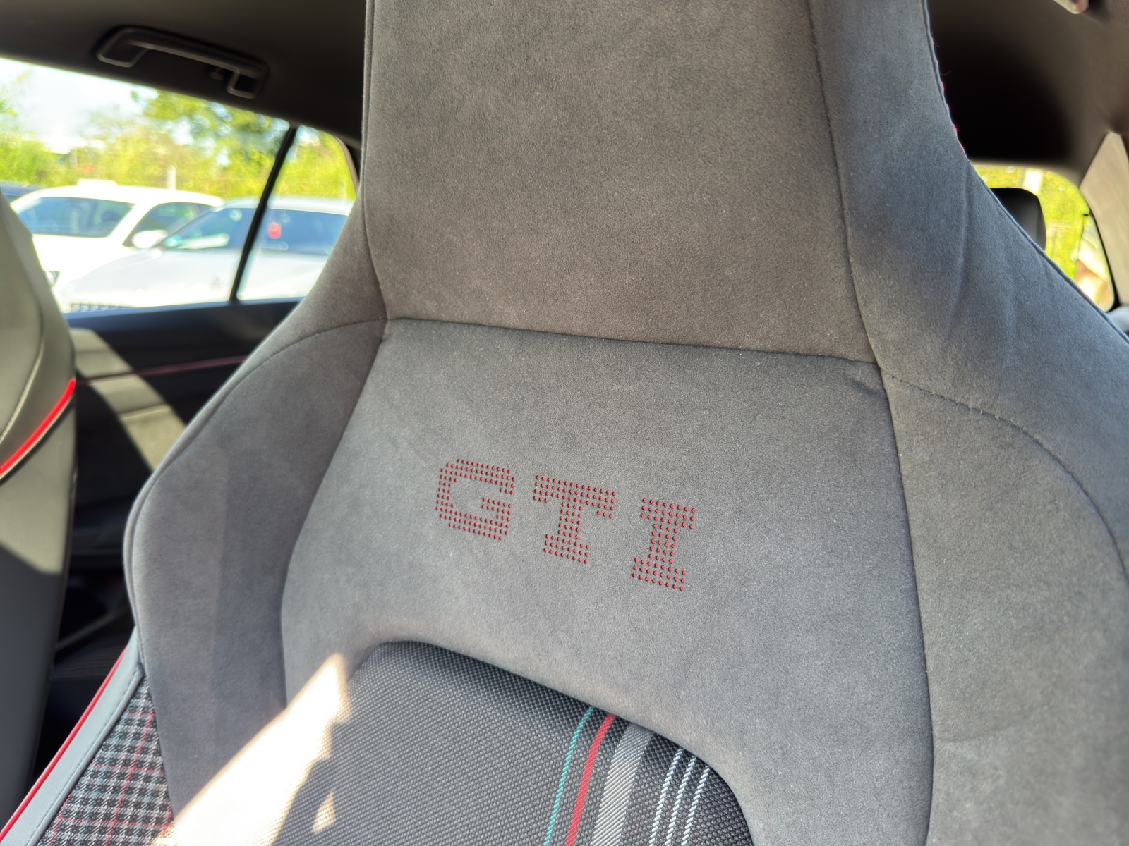 VW Golf 2.0 TSI GTI Edition 50 DSG-image-20