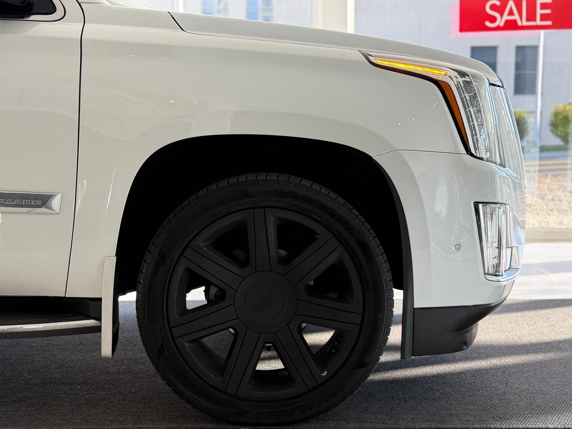 CADILLAC Escalade 6.2 Platinum Automatic-image-3