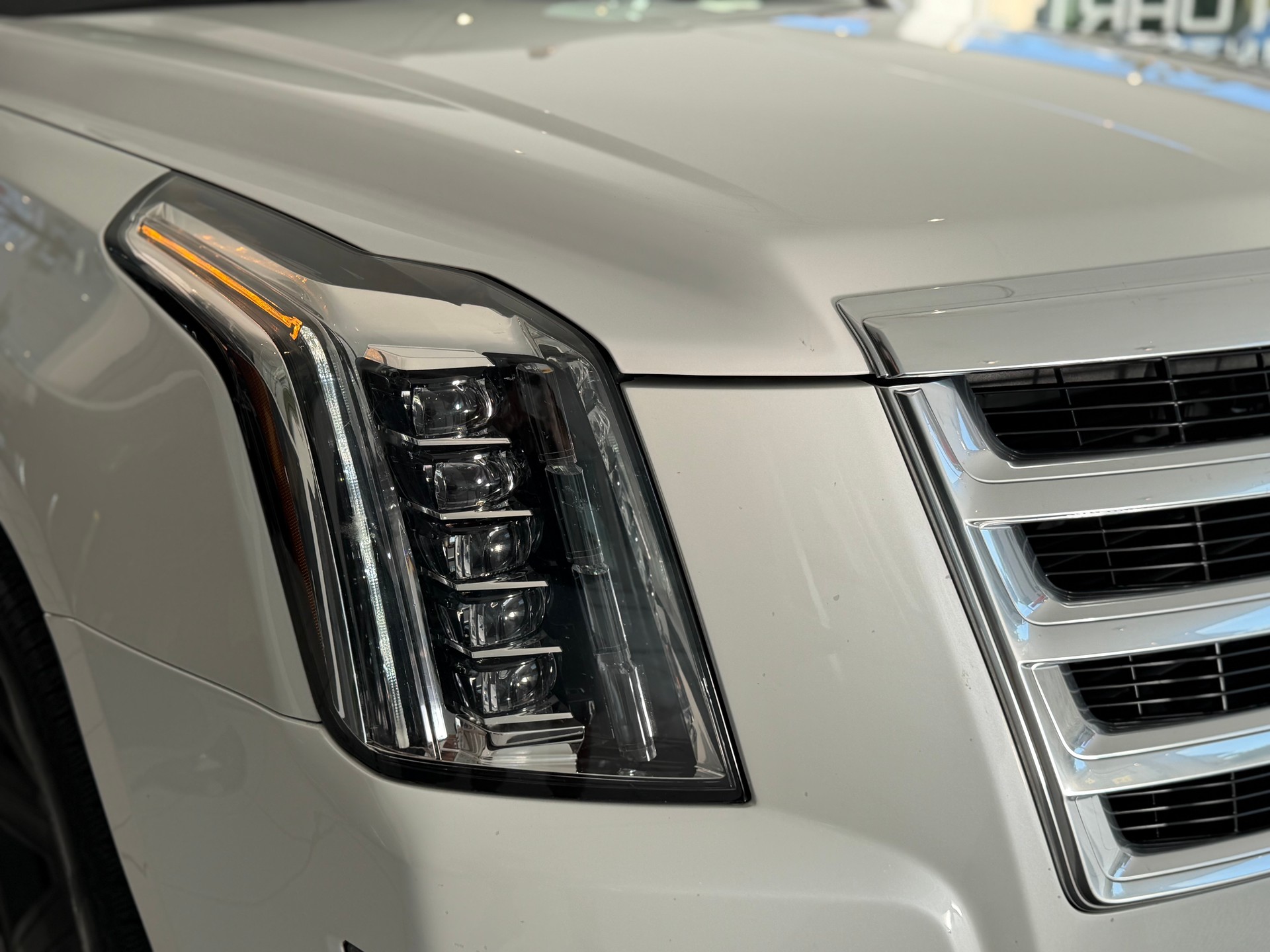 CADILLAC Escalade 6.2 Platinum Automatic-image-27