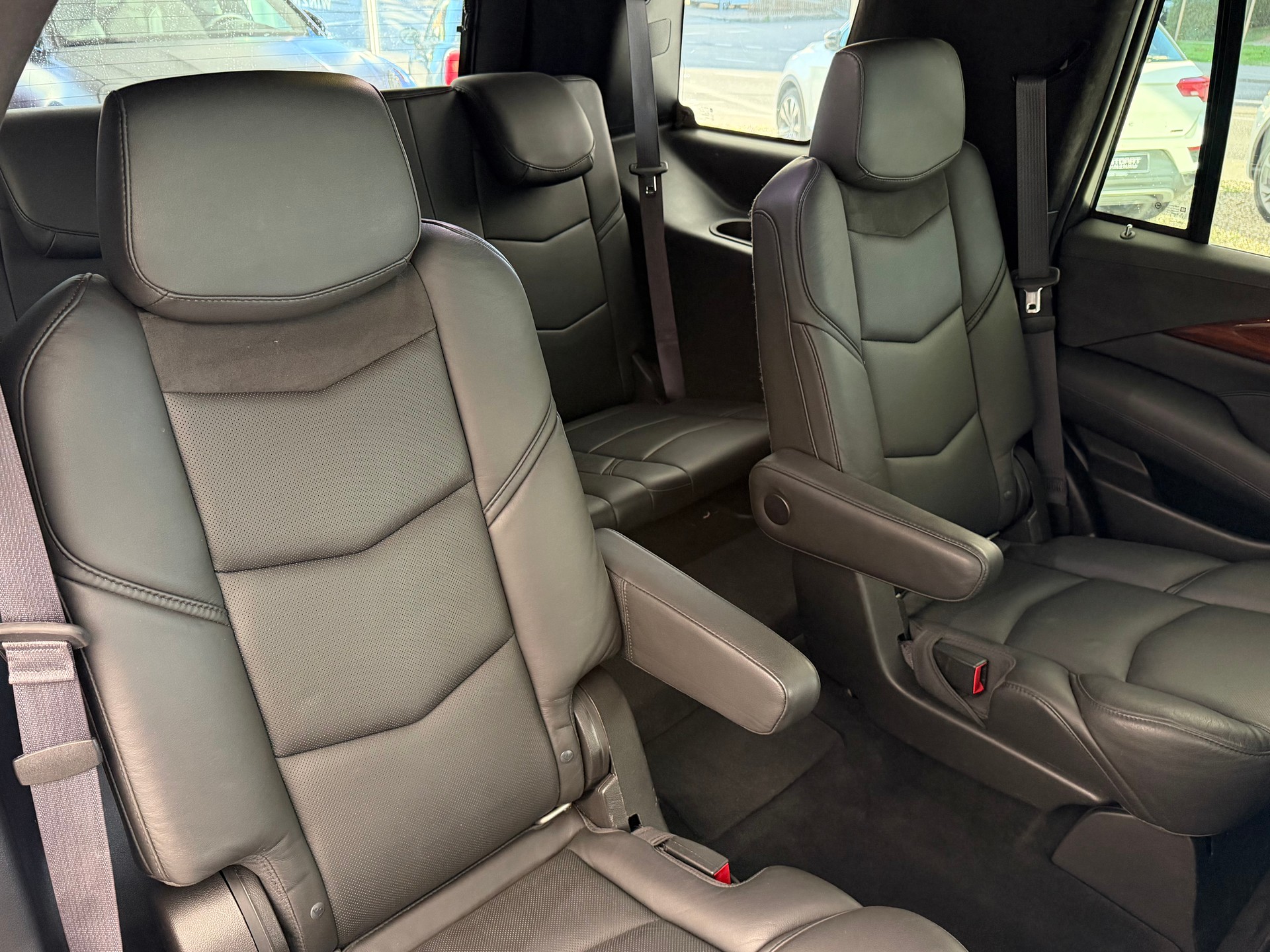 CADILLAC Escalade 6.2 Platinum Automatic-image-16