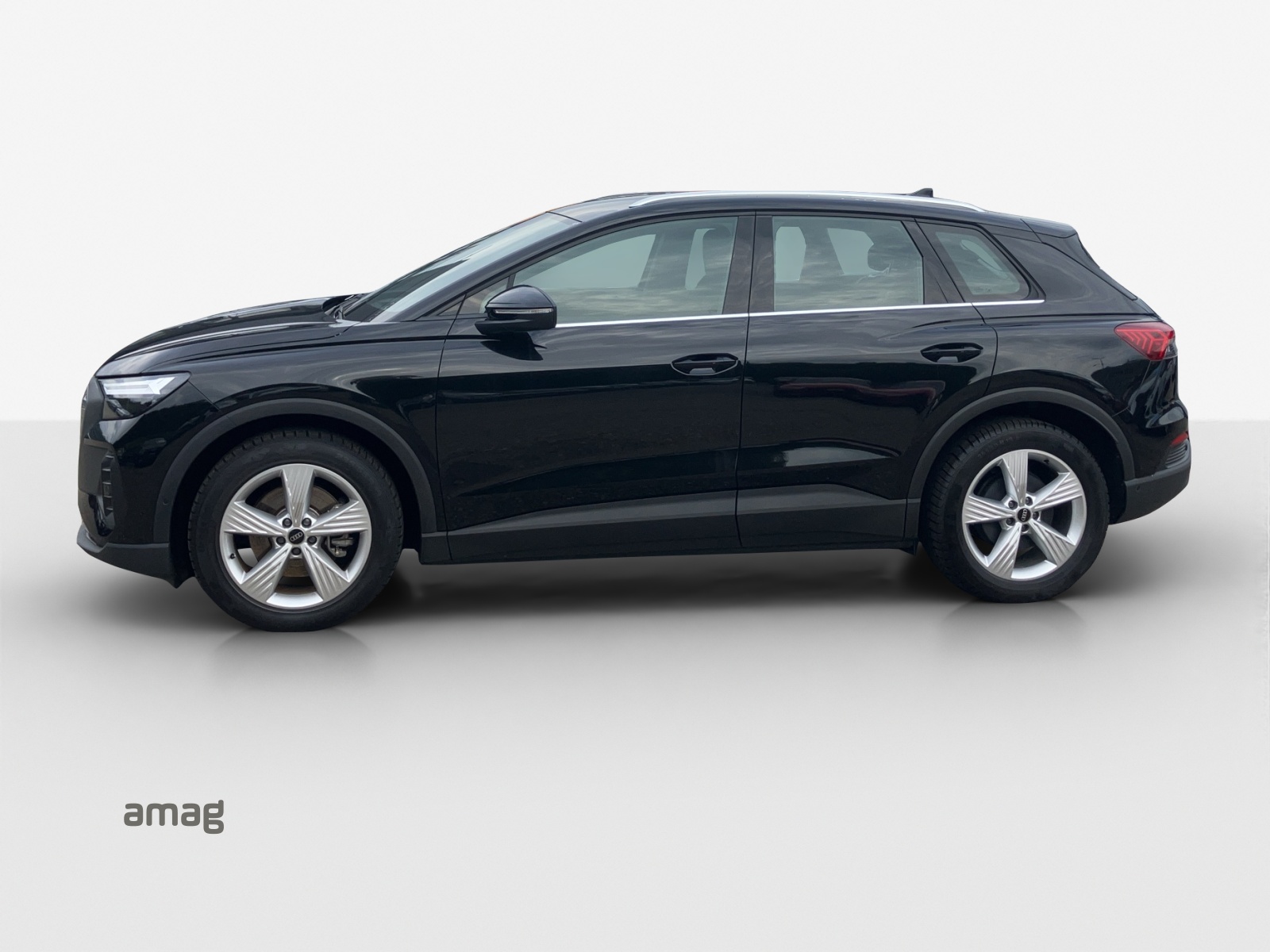 AUDI Q4 e-tron 35-image-1