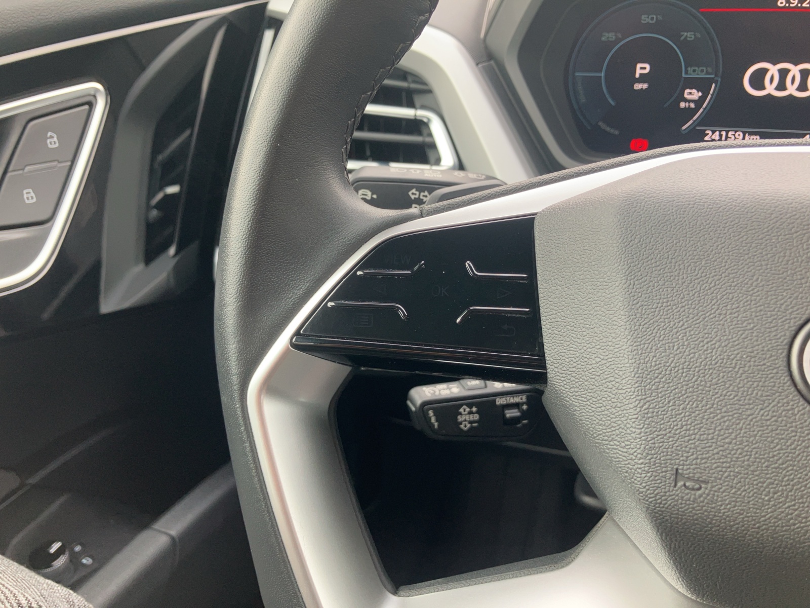 AUDI Q4 e-tron 35-image-14