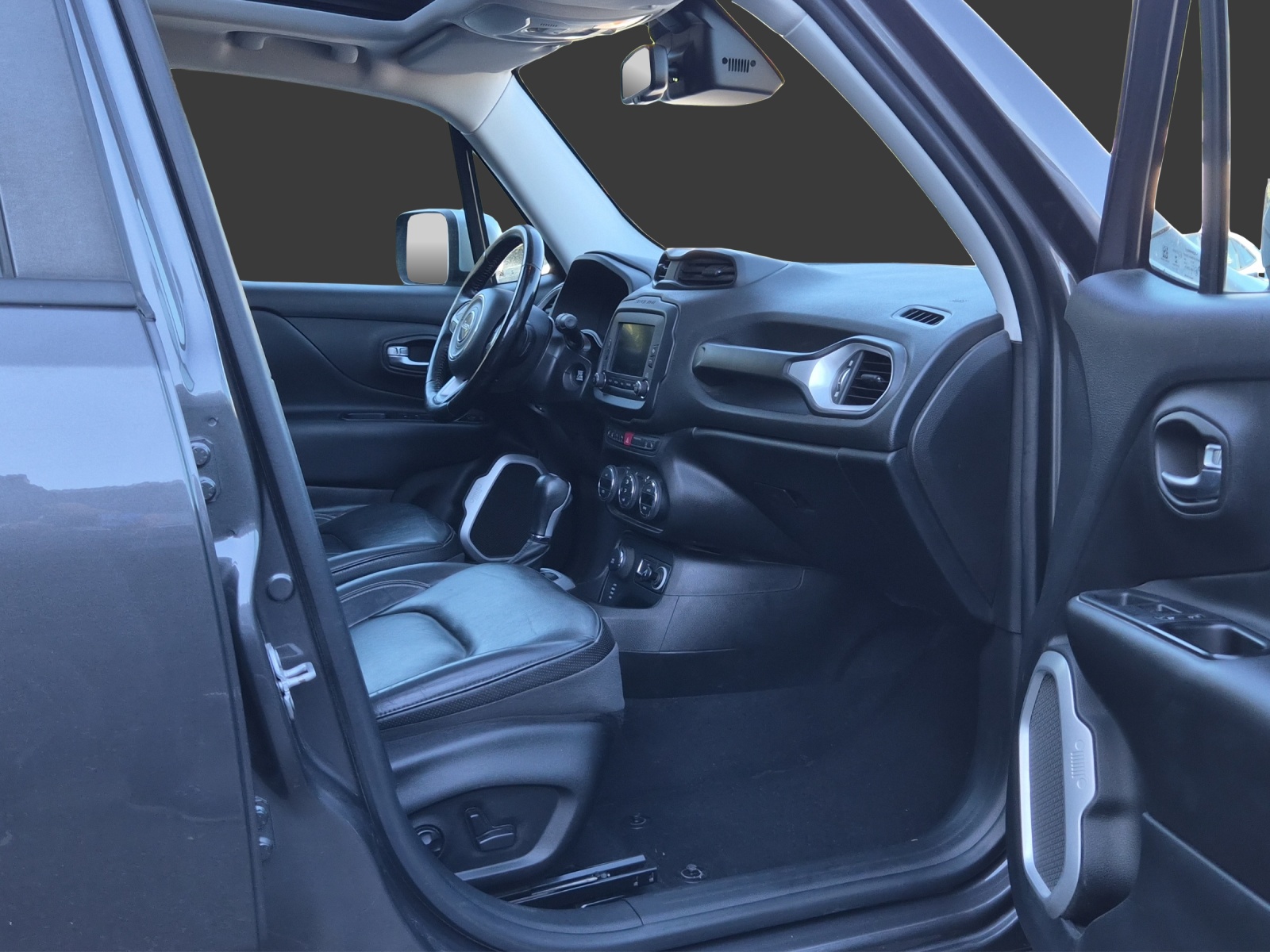 JEEP Renegade 1.4 Turbo Limited AWD-image-8