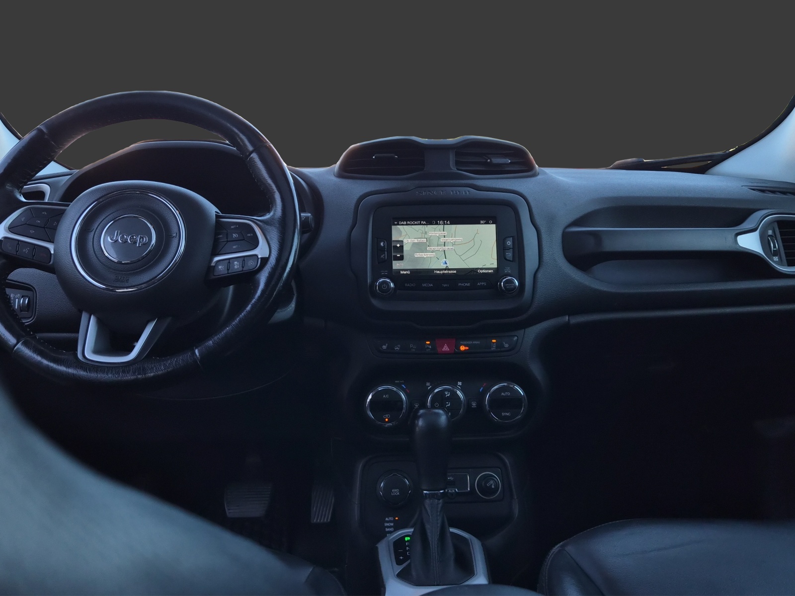 JEEP Renegade 1.4 Turbo Limited AWD-image-9