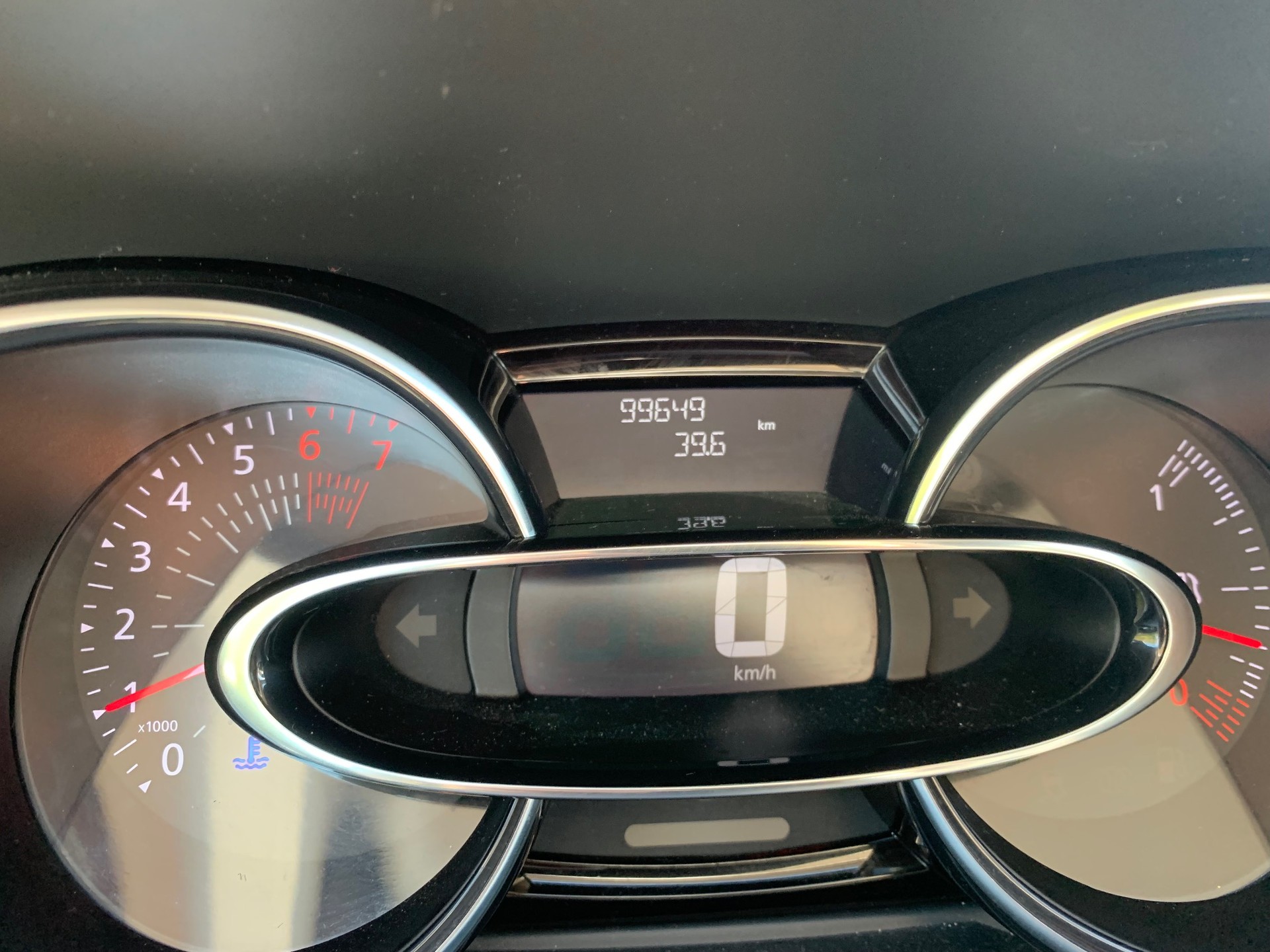 RENAULT Clio Grandtour 0.9 12V Zen-image-11