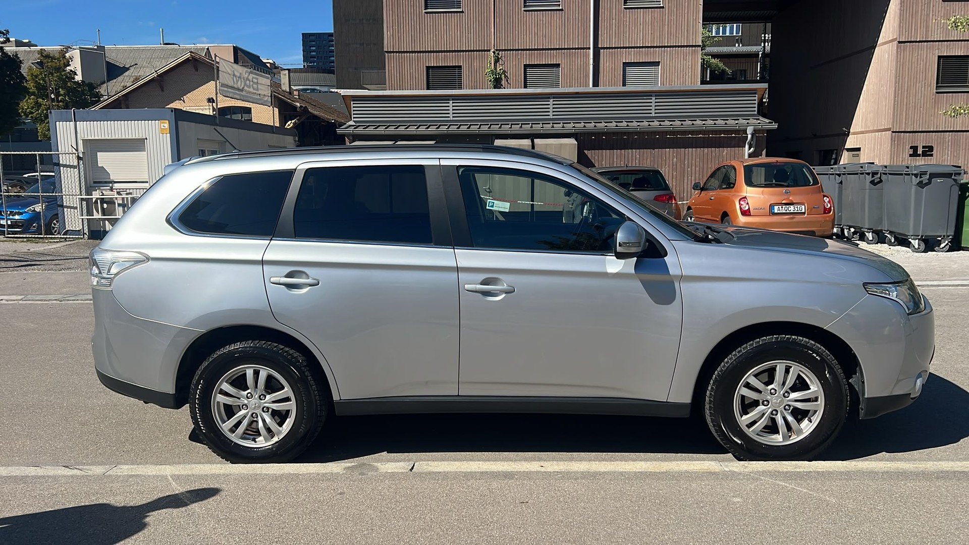 MITSUBISHI Outlander 2.0 Intense CVT-image-3