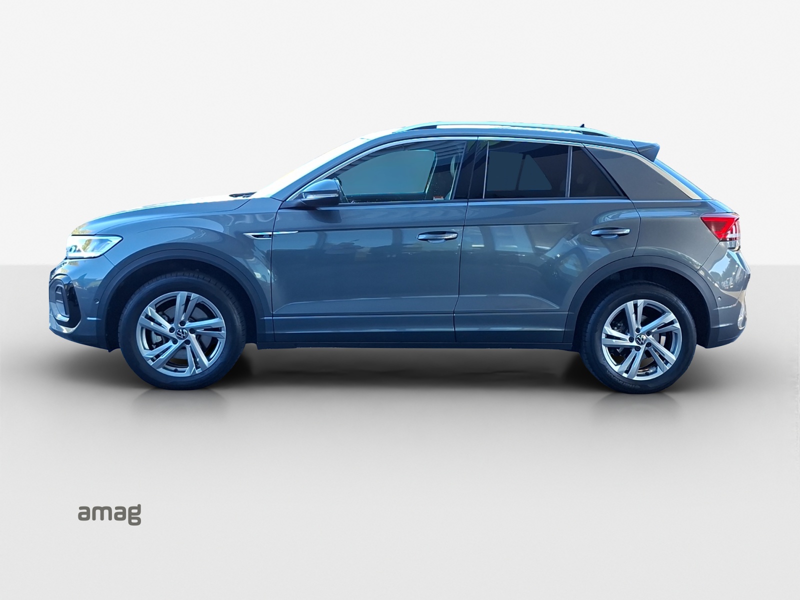 VW T-Roc 2.0 TSI R-Line DSG 4Motion-image-1
