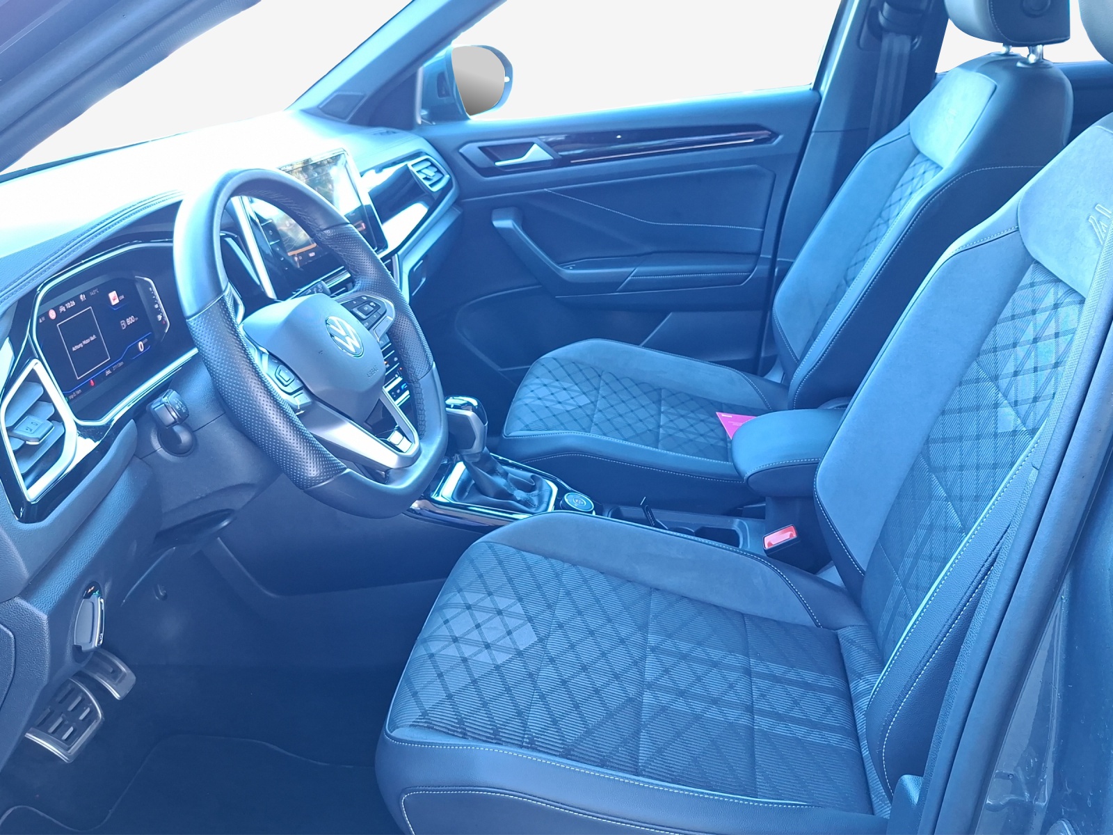 VW T-Roc 2.0 TSI R-Line DSG 4Motion-image-7
