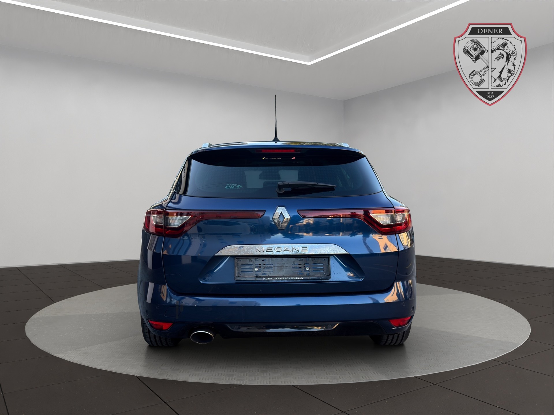 RENAULT Mégane Grandtour 1.2 16V Turbo Bose EDC-image-5