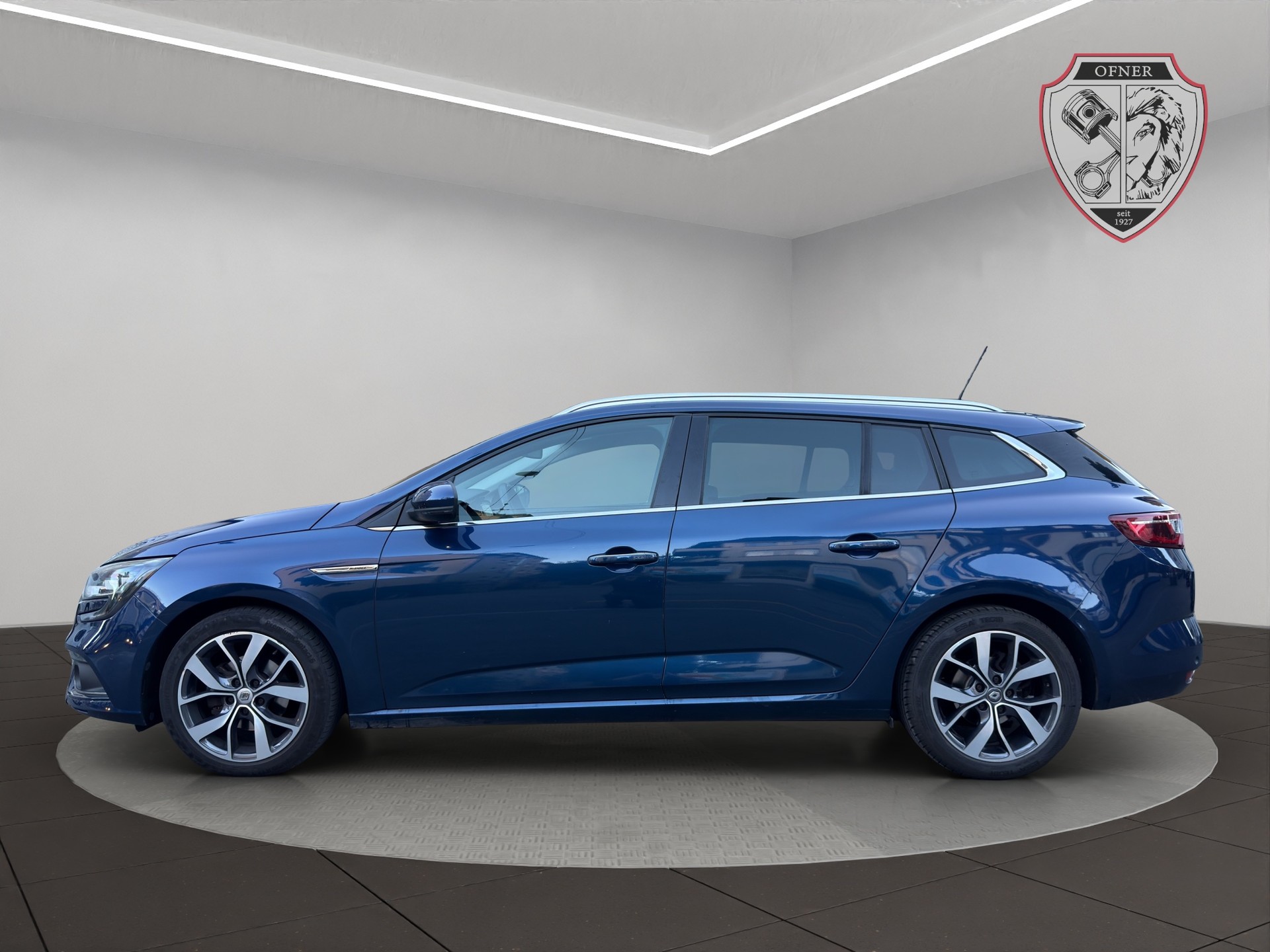RENAULT Mégane Grandtour 1.2 16V Turbo Bose EDC-image-3
