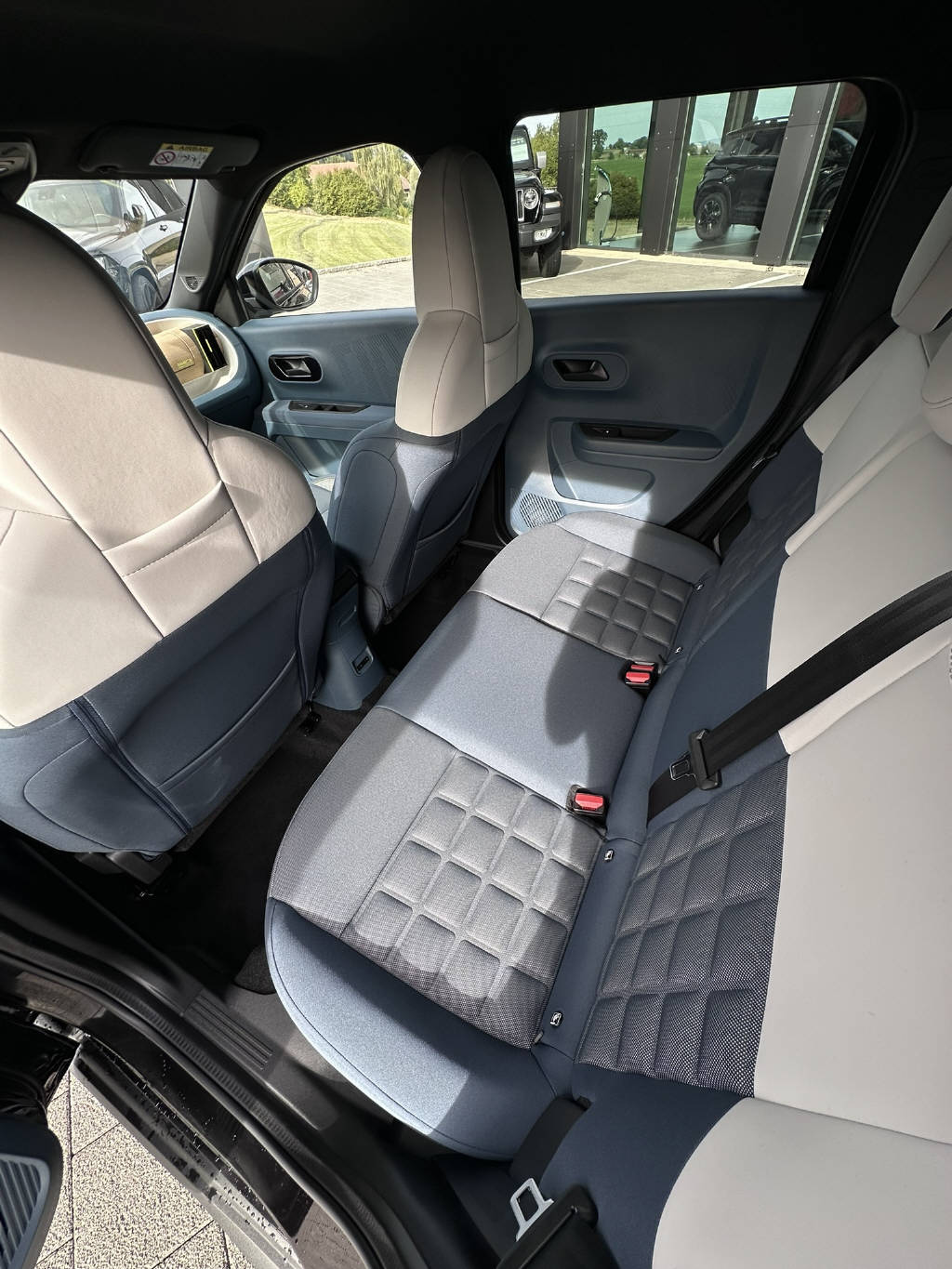 FIAT Grande Panda 1.2 Hybrid La Prima-image-8