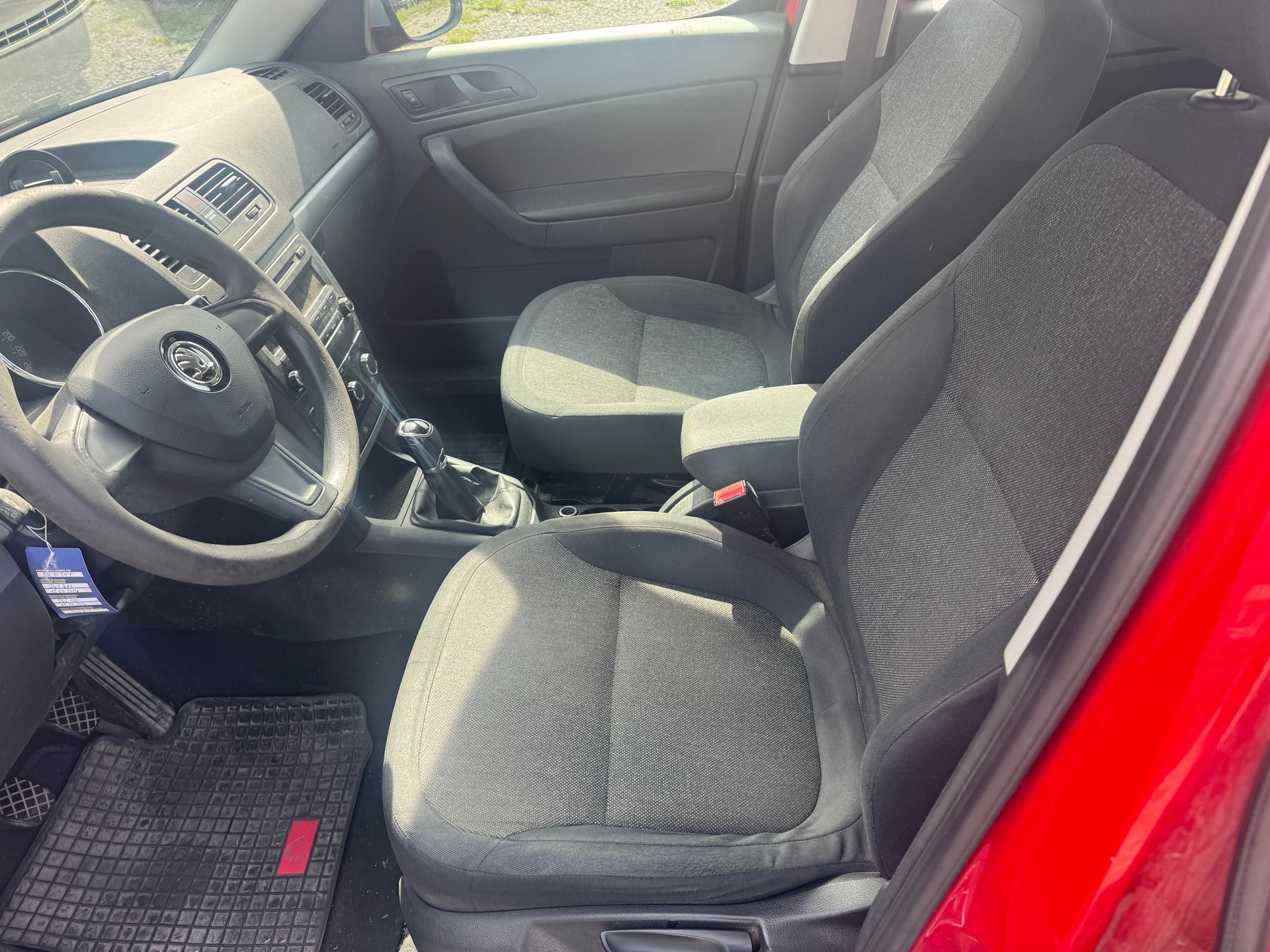 SKODA Yeti 2.0 TDI Ambition 4x4-image-8