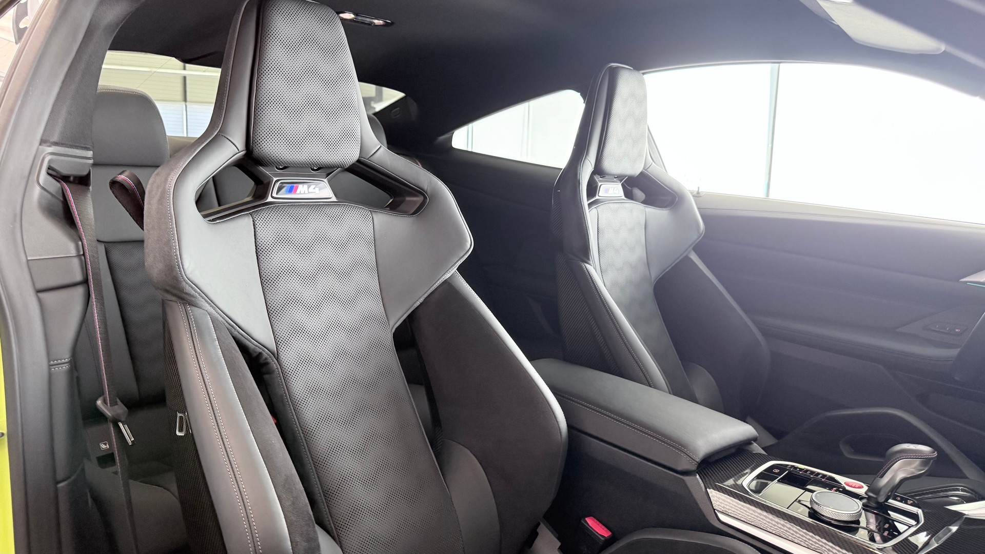 BMW M4 Competition xDrive Coupé-image-28
