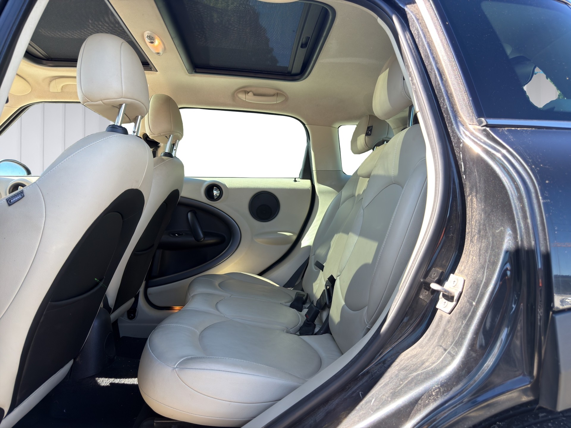 MINI Countryman Cooper S FWD Steptronic-image-10