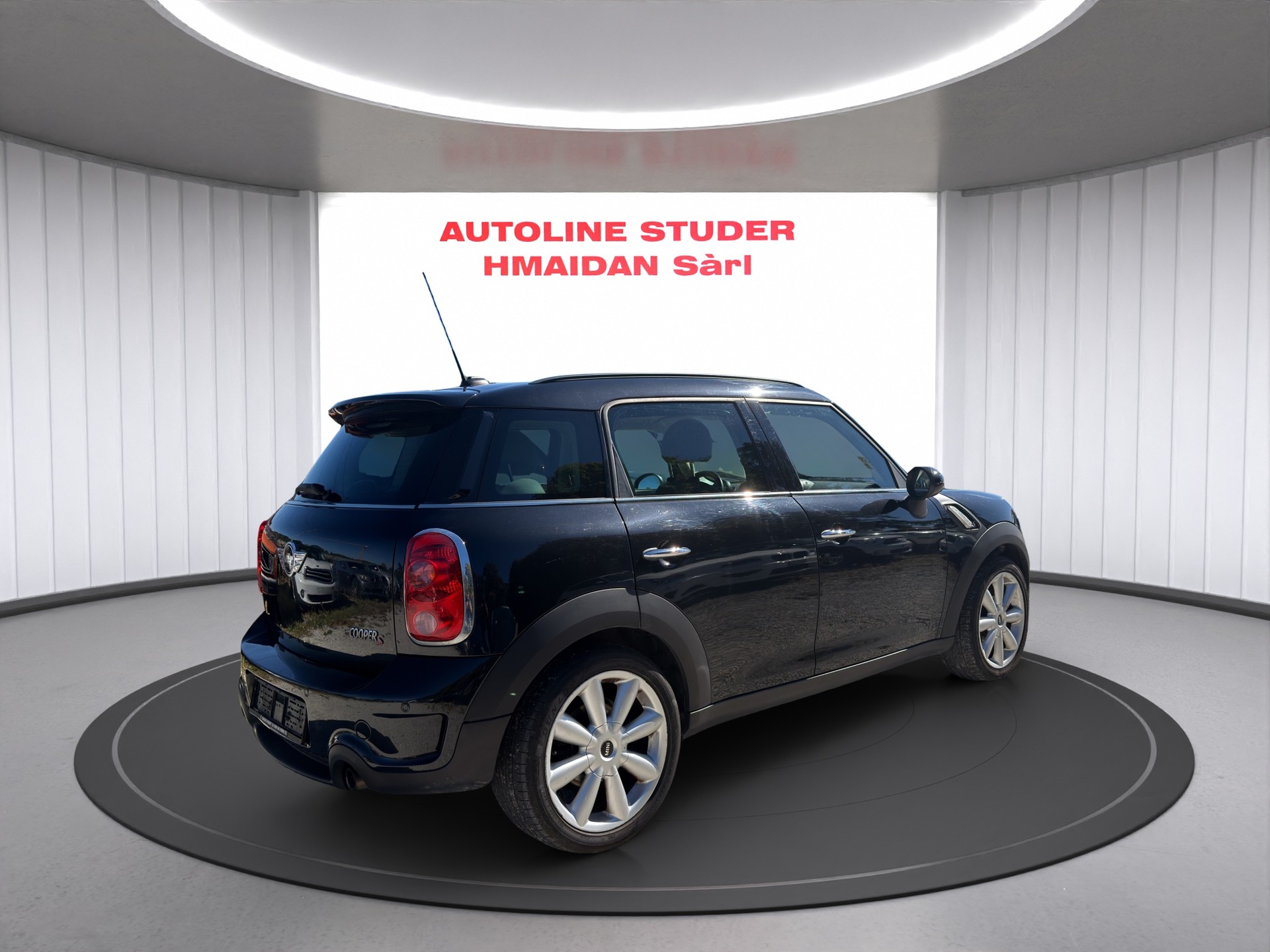 MINI Countryman Cooper S FWD Steptronic-image-3