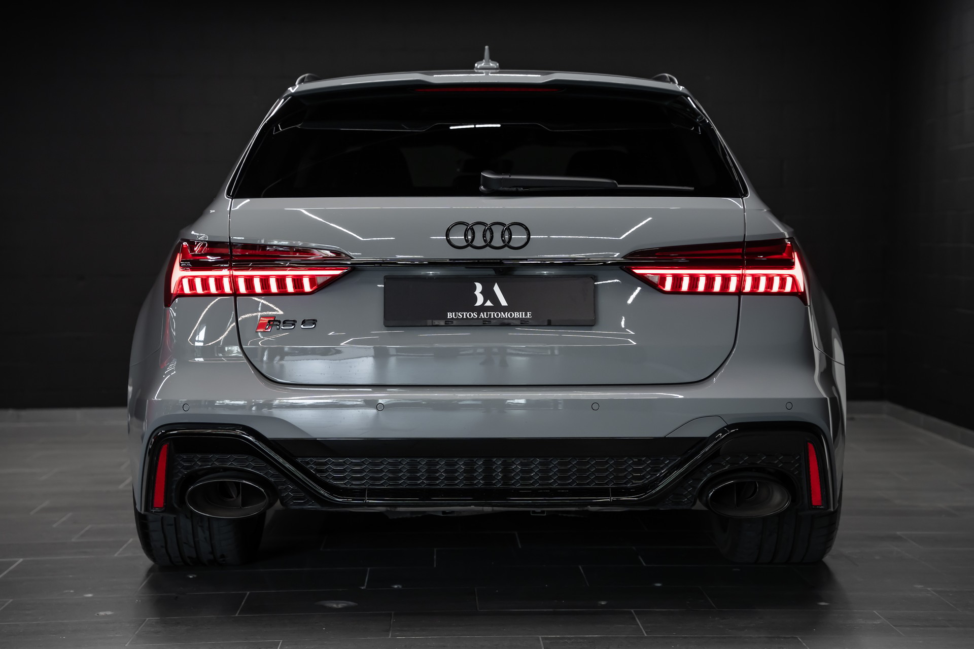 AUDI RS6 Avant 4.0 TFSI V8 Performance / CH Auto / Audi Werksgarantie / Gratis Service / Sitzkühlung / Bang & Olufsen uvm...-image-8