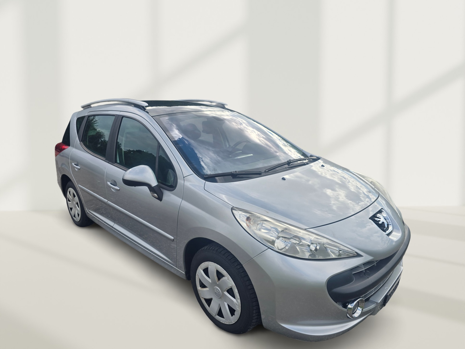 PEUGEOT 207 SW 1.6 16V Sport Automatic-image-5