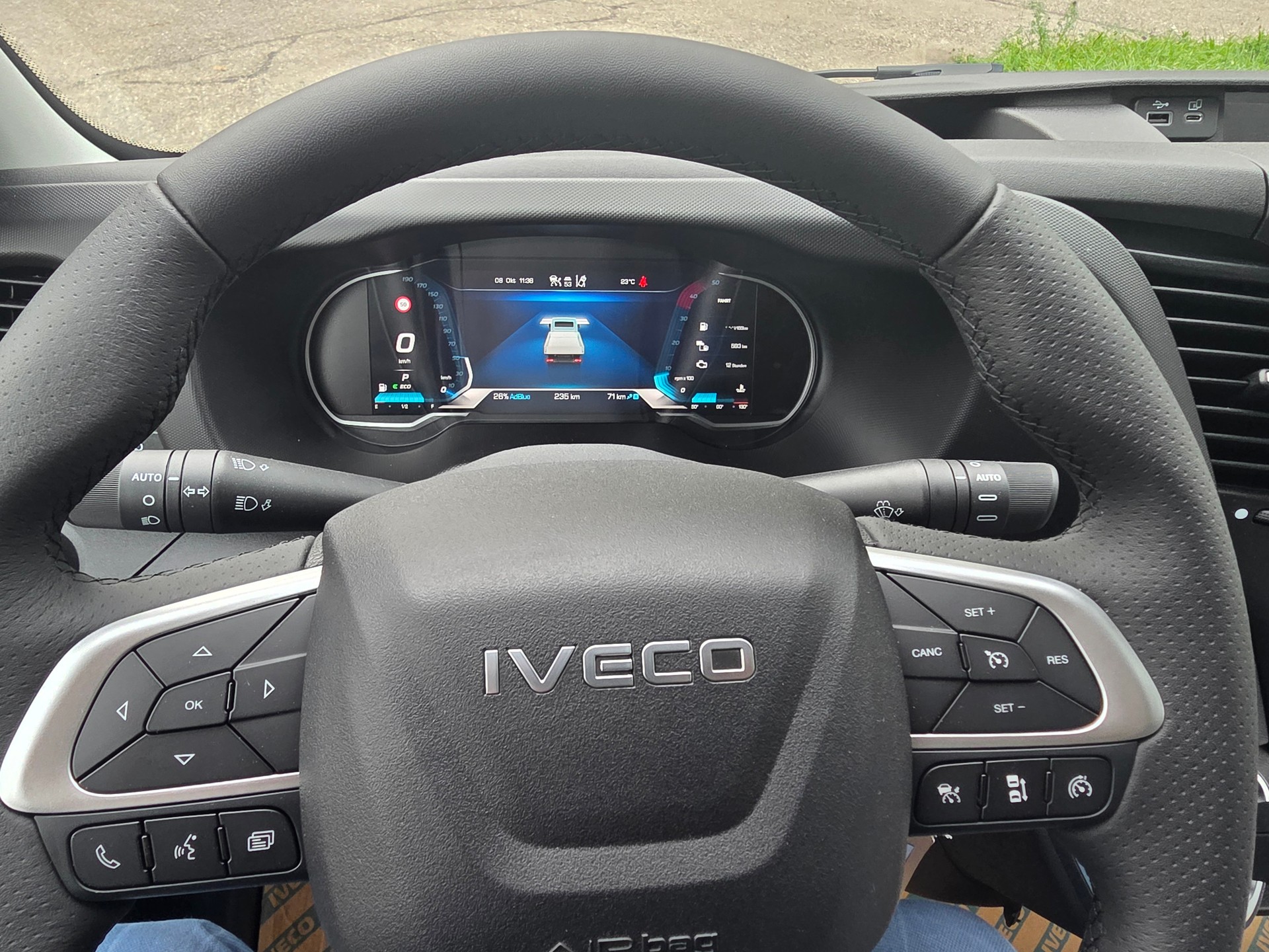 IVECO 35 S 18H A8-image-10
