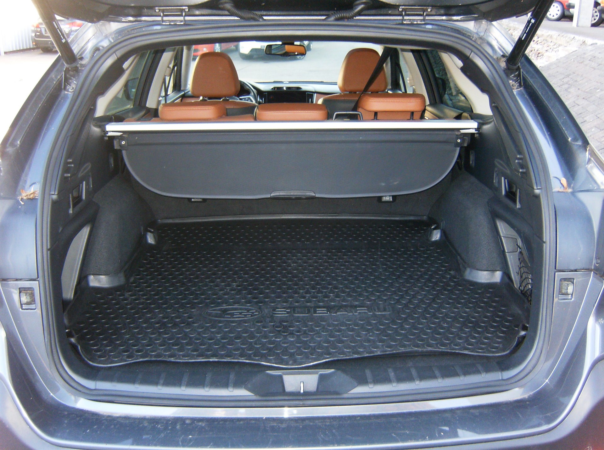 SUBARU Outback 2.5i Luxury AWD Lineartronic-image-7