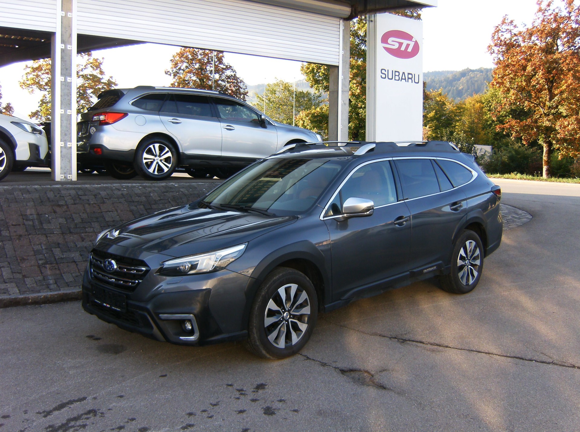 SUBARU Outback 2.5i Luxury AWD Lineartronic-image-0