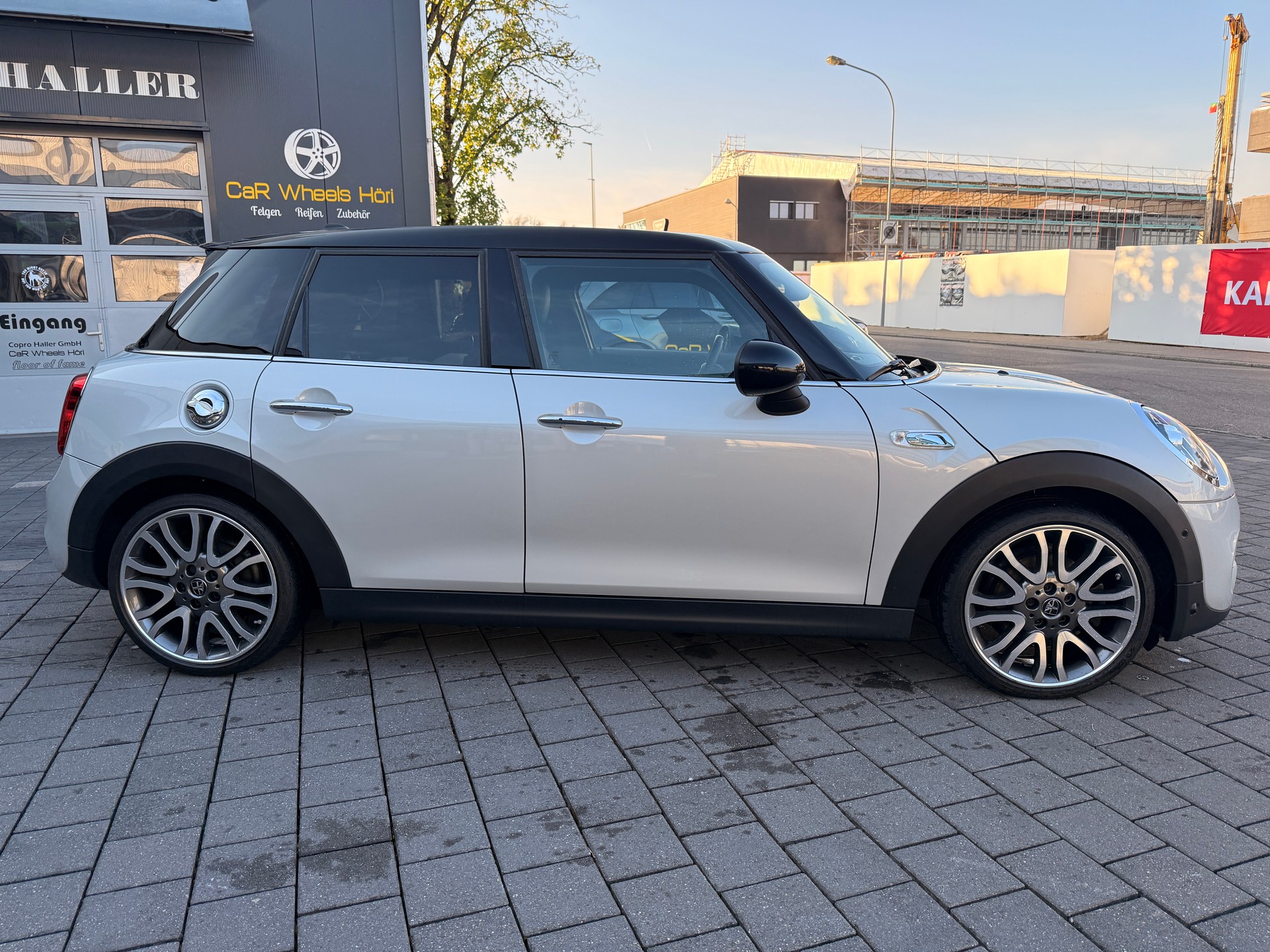 MINI Cooper S Steptronic DKG-image-6