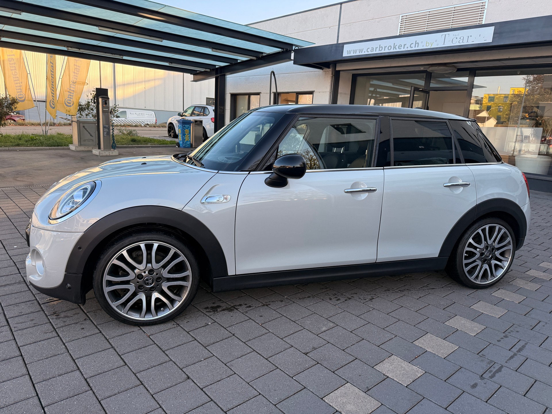 MINI Cooper S Steptronic DKG-image-1