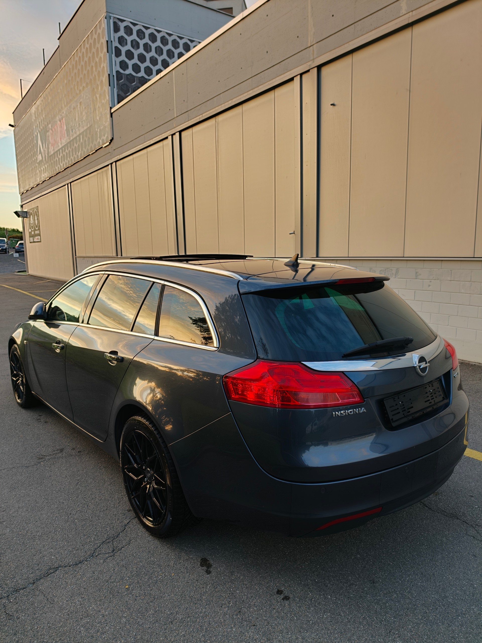 OPEL INSIGNIA-image-3