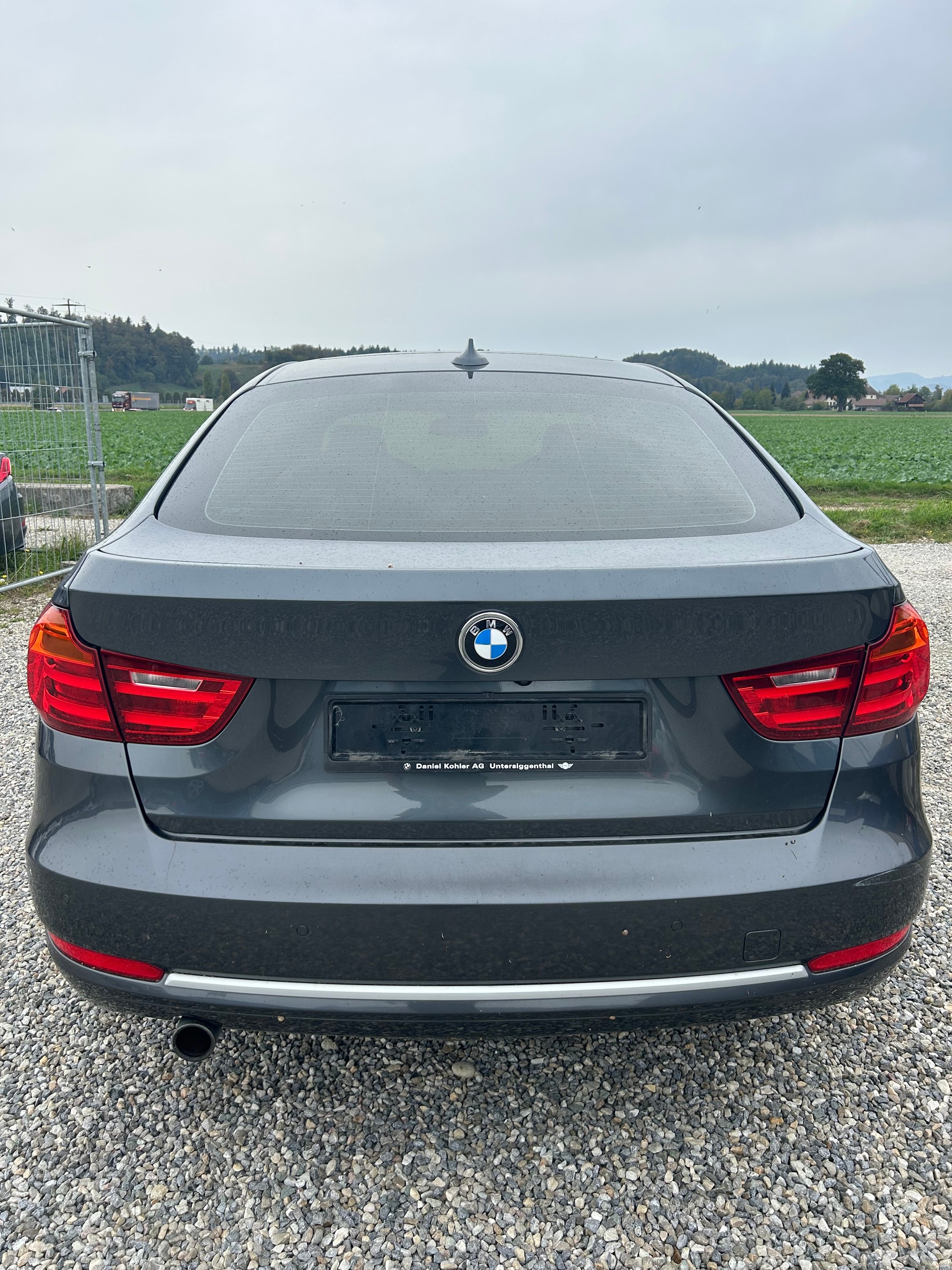 BMW 320d GT xDrive Modern Line Steptronic-image-4
