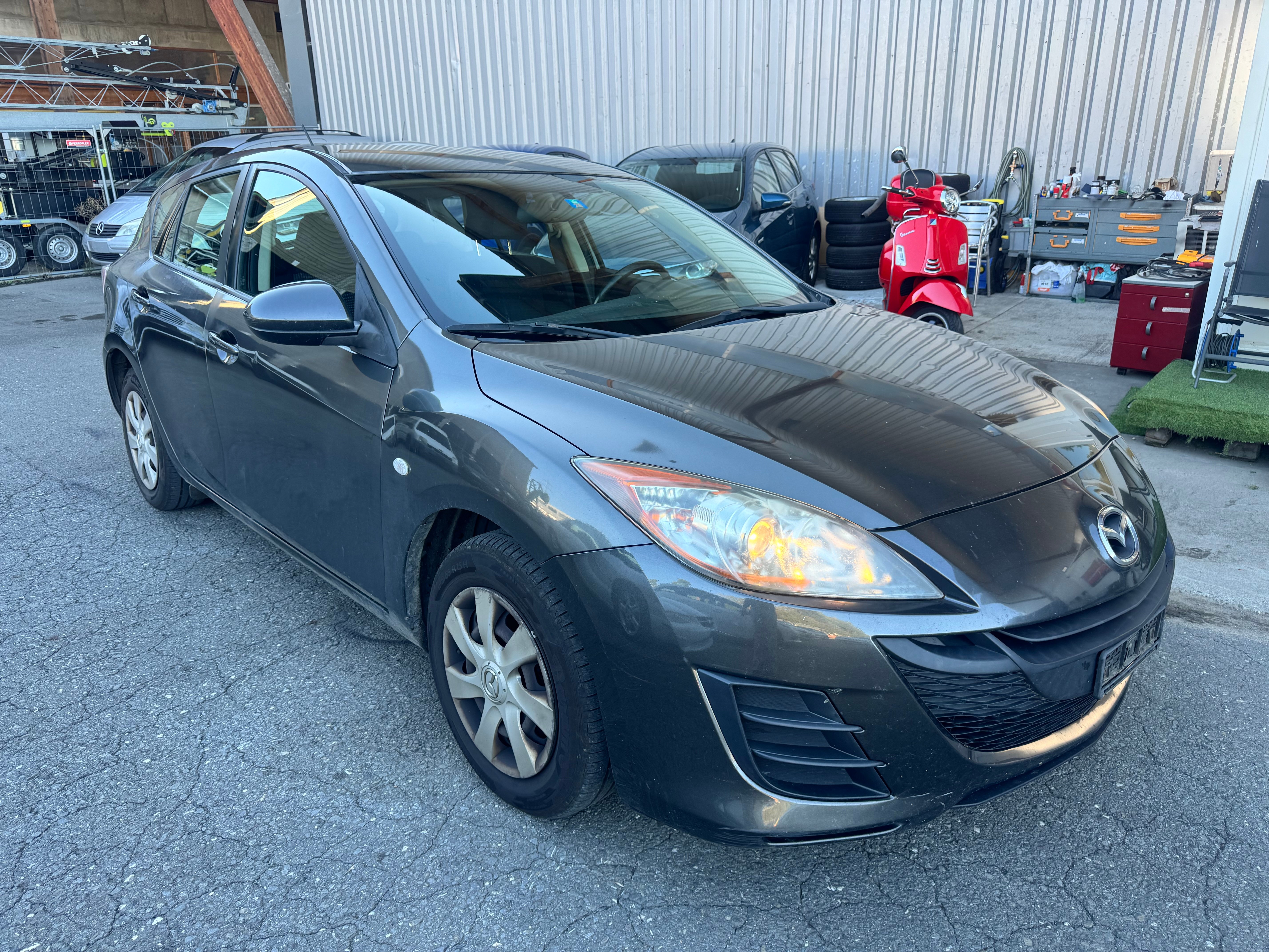 Car photo