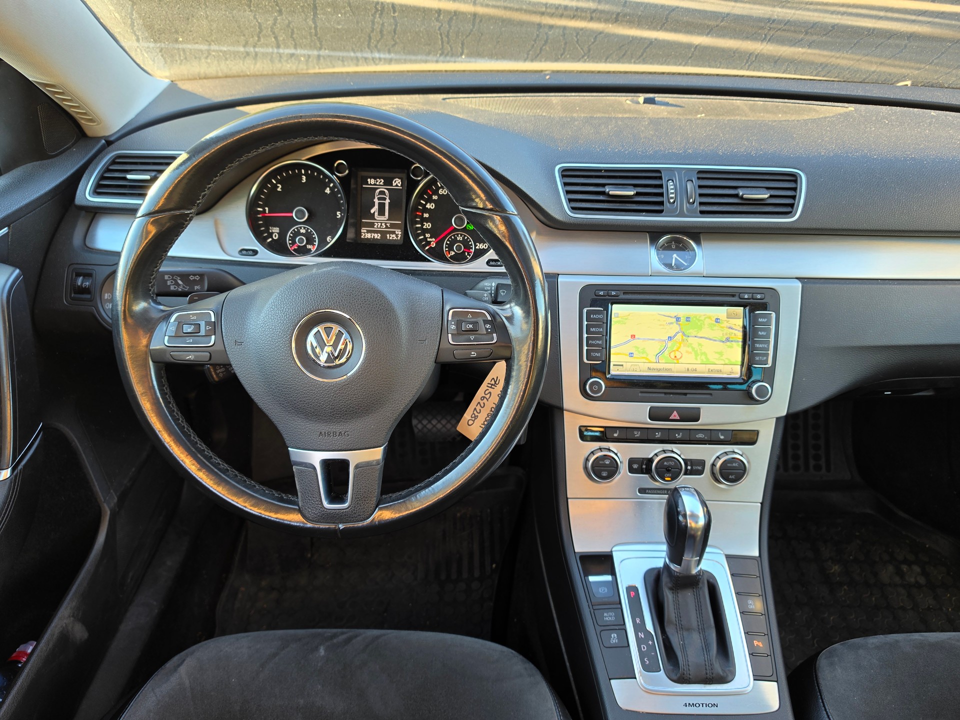 VW Passat Variant 2.0 TDI BMT Highline 4MDSG-image-13