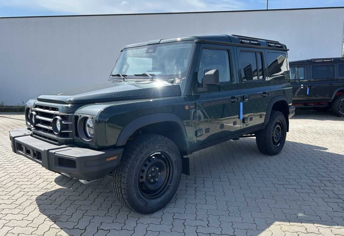 Car photo