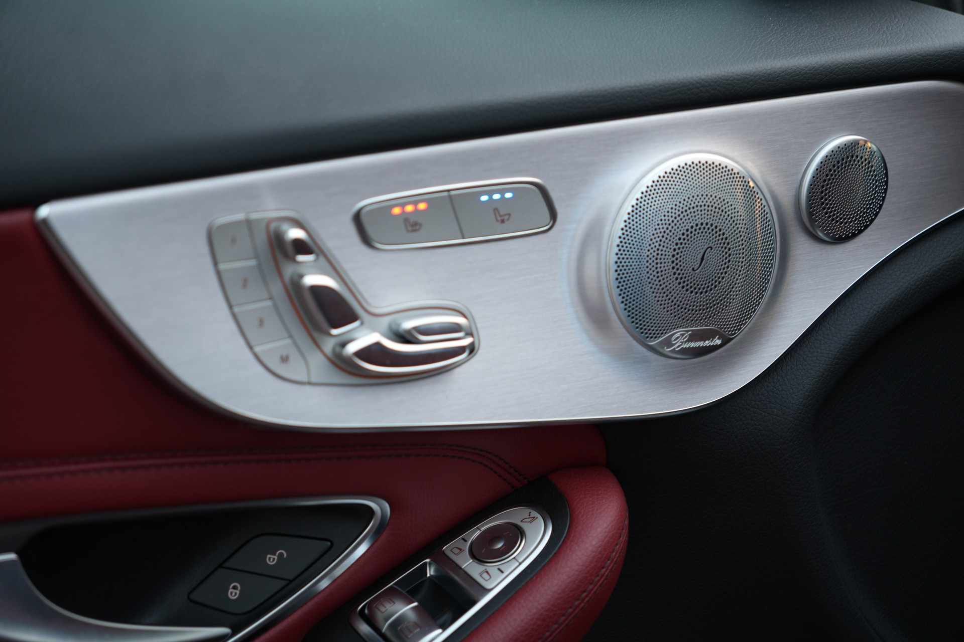 MERCEDES-BENZ C 300 Coupé AMG Line 9G-tronic (CH)-image-14