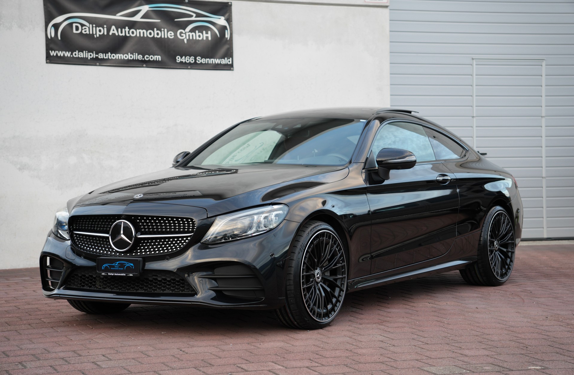 MERCEDES-BENZ C 300 Coupé AMG Line 9G-tronic (CH)-image-0