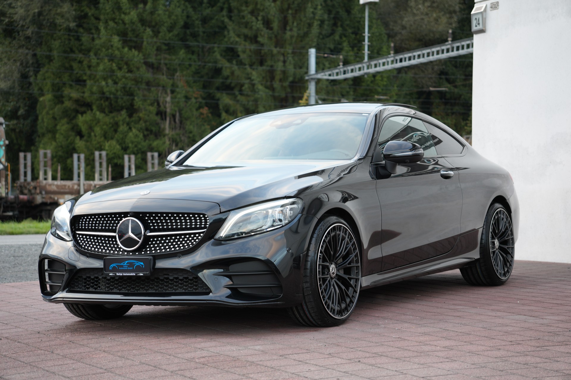 MERCEDES-BENZ C 300 Coupé AMG Line 9G-tronic (CH)-image-7