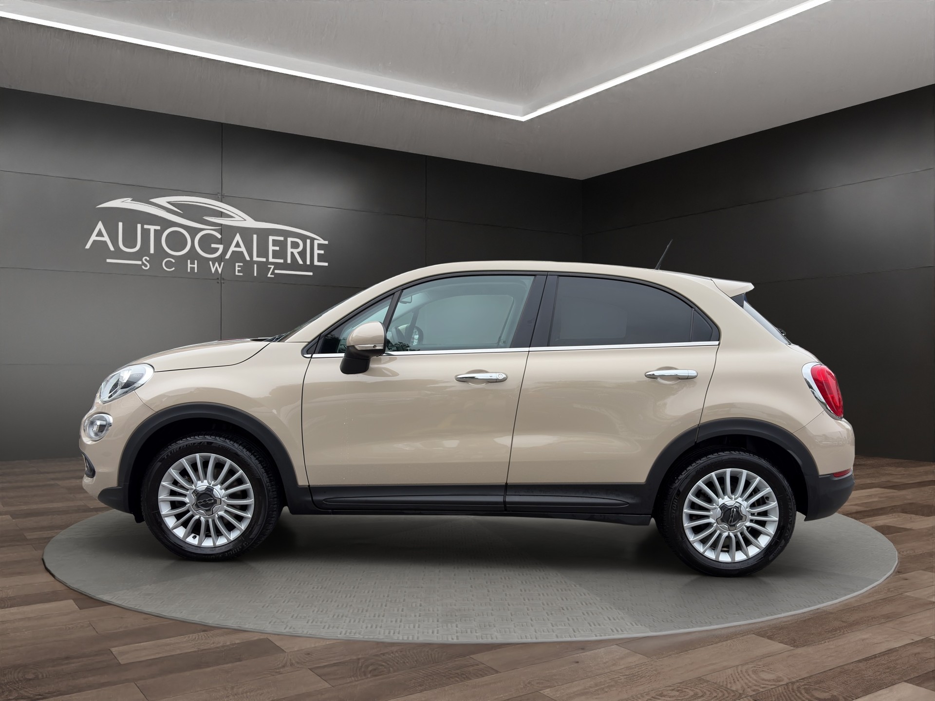 FIAT 500X 1.4T Lounge DCT | CH Fahrzeug | Pastell | Navigation | Lounge Pack | DAB+ | Winter Paket |-showroom-element-2