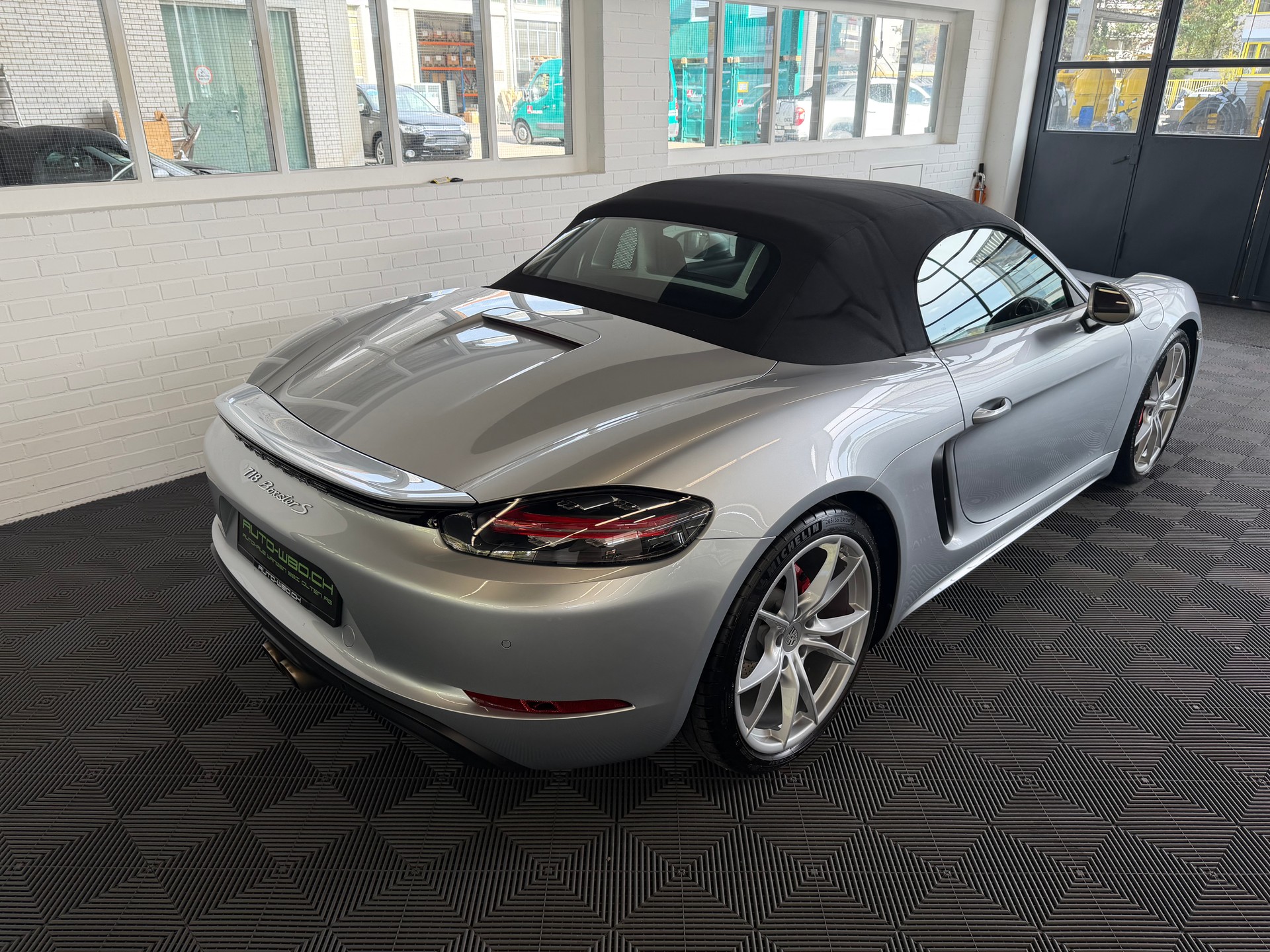 PORSCHE 718 Boxster S 2.5 PDK 350 PS * PORSCHE APPROVED 06.2027 *-image-2